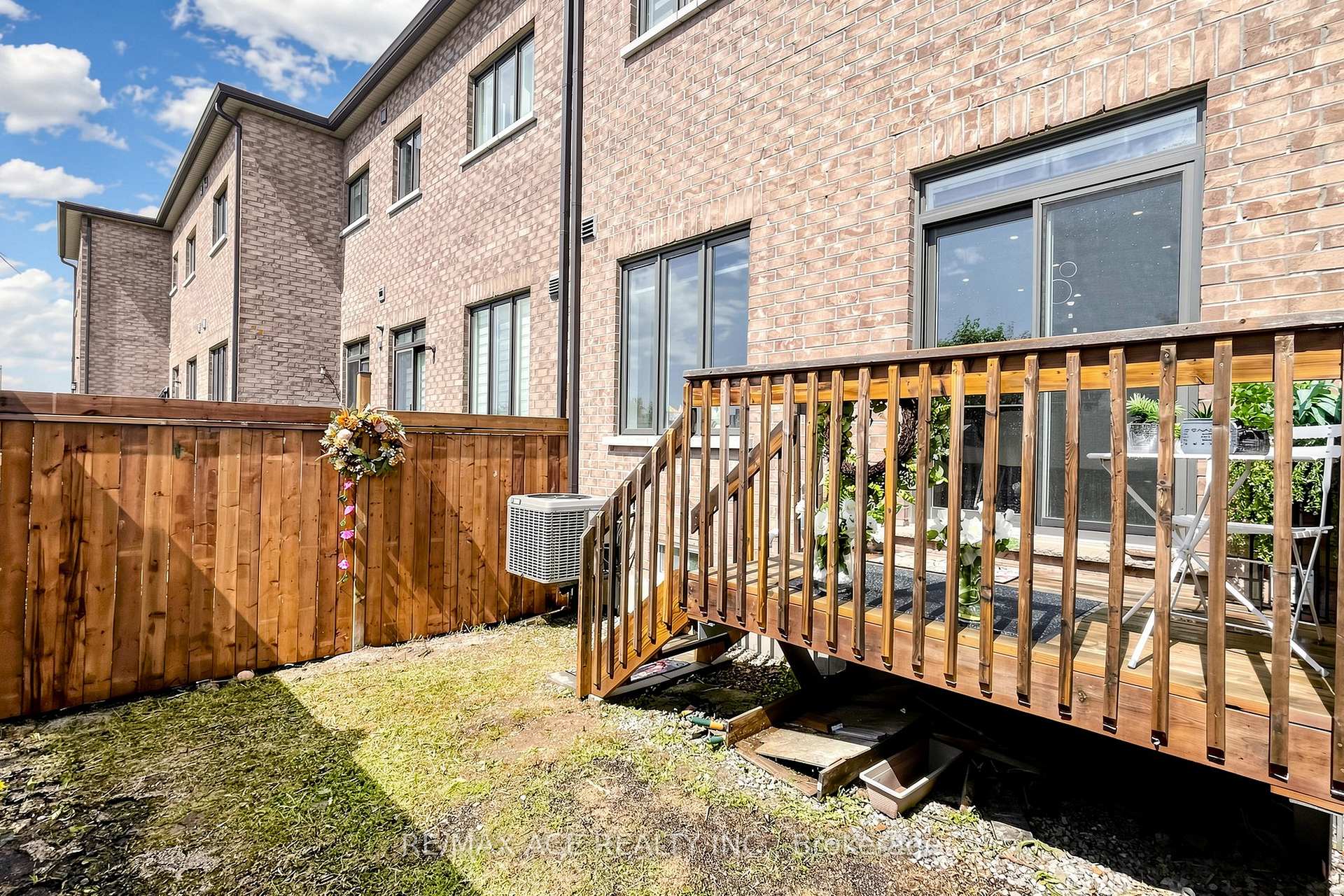 Photo 49 of 368 Elyse Court, Aurora, Bayview Northeast — HOMEH
