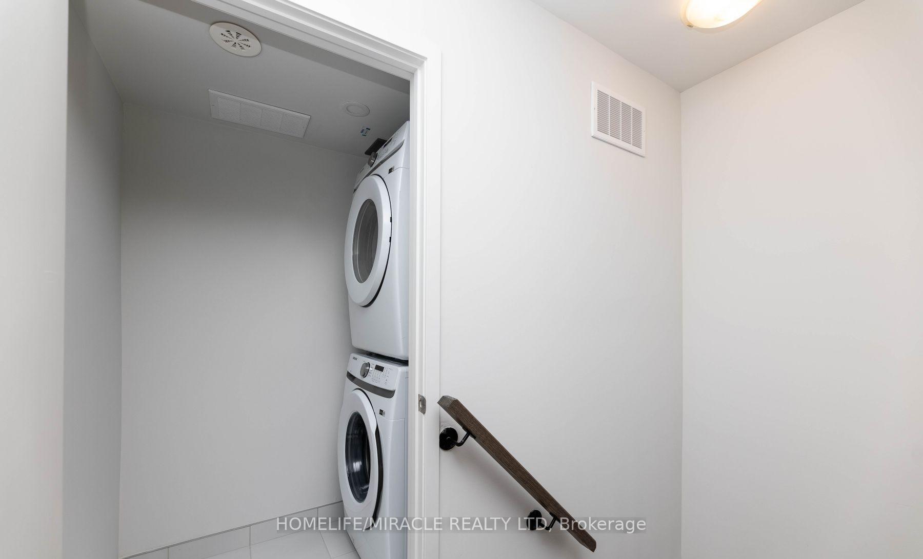 Photo 17 of Unit 166, 20 Lloyd Jane Lane, Etobicoke, New Toronto — HOMEH