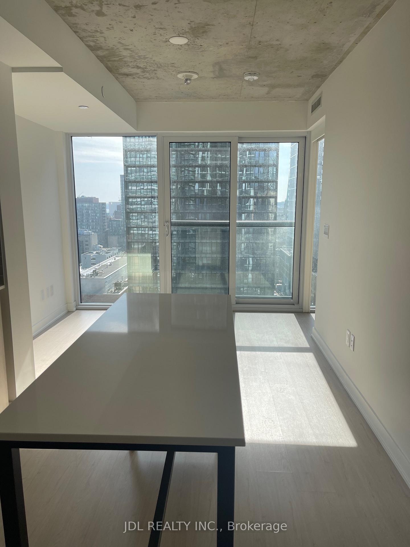 Photo 4 of Unit 1603, 65 Mutual Street, Toronto, Church-Yonge Corridor — HOMEH