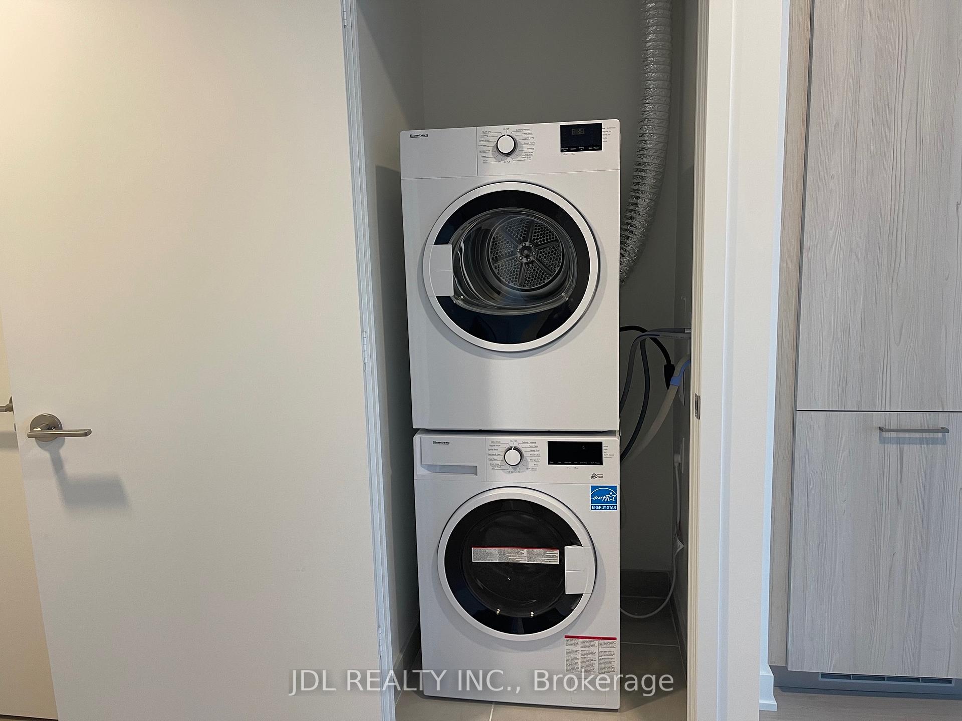 Photo 14 of Unit 1603, 65 Mutual Street, Toronto, Church-Yonge Corridor — HOMEH