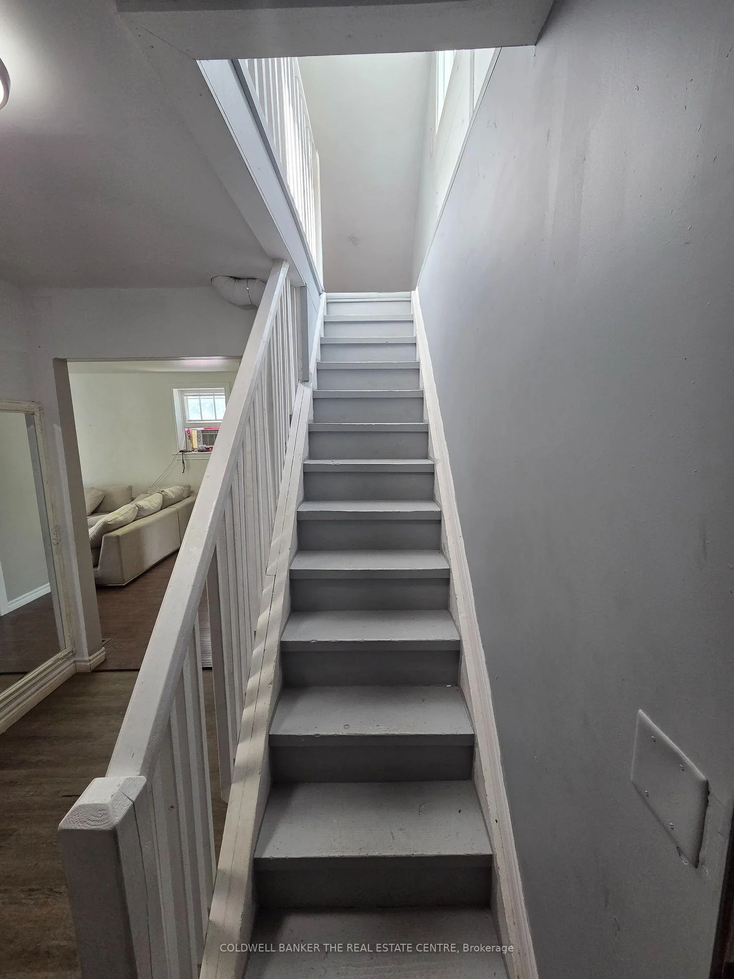 Photo 16 of 119A Henry Street, Barrie, Queen's Park — HOMEH