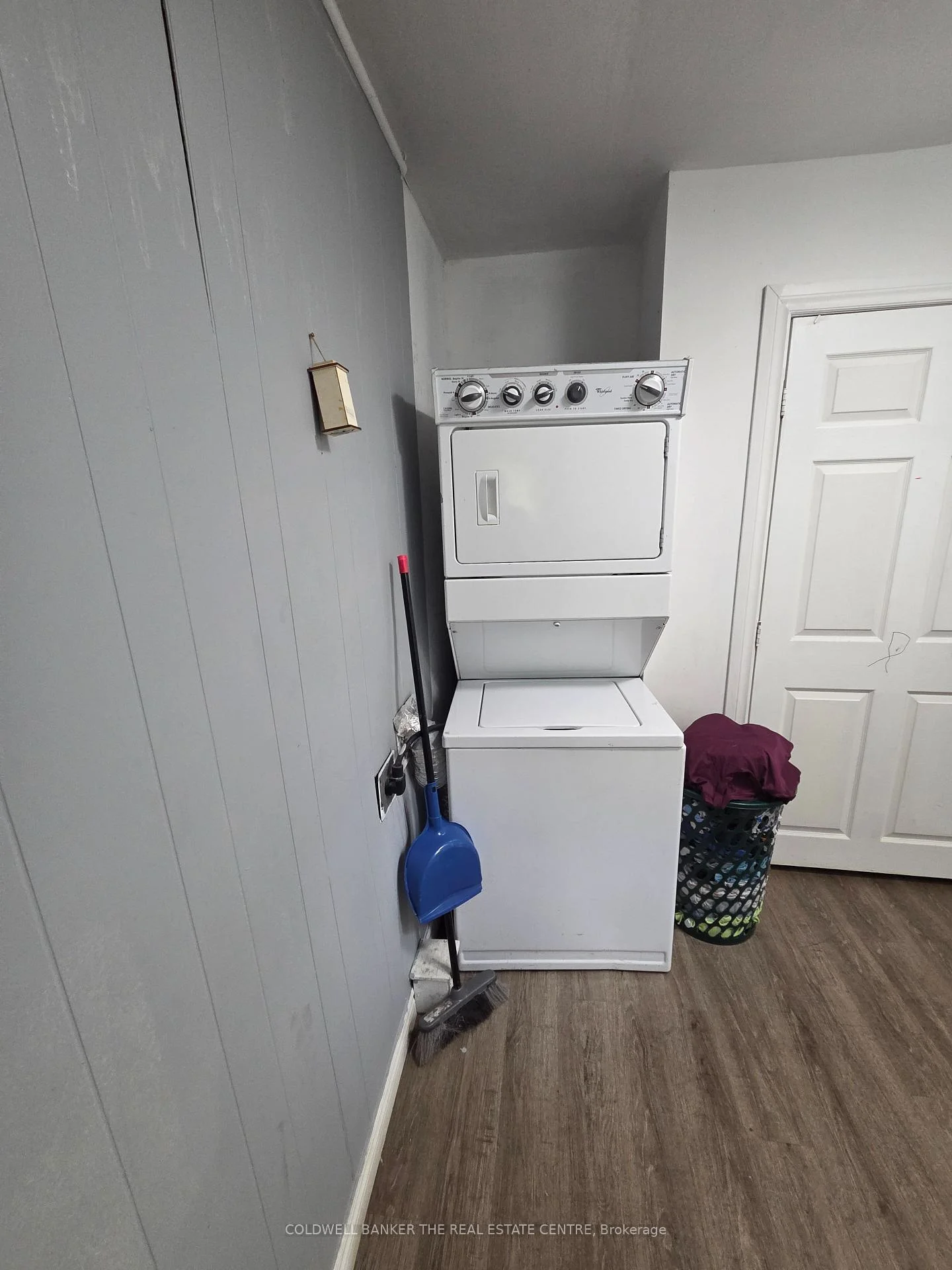 Photo 22 of 119A Henry Street, Barrie, Queen's Park — HOMEH