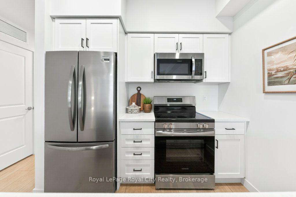 Photo 13 of Unit 162, 824 Woolwich Street, Guelph, Riverside Park — HOMEH