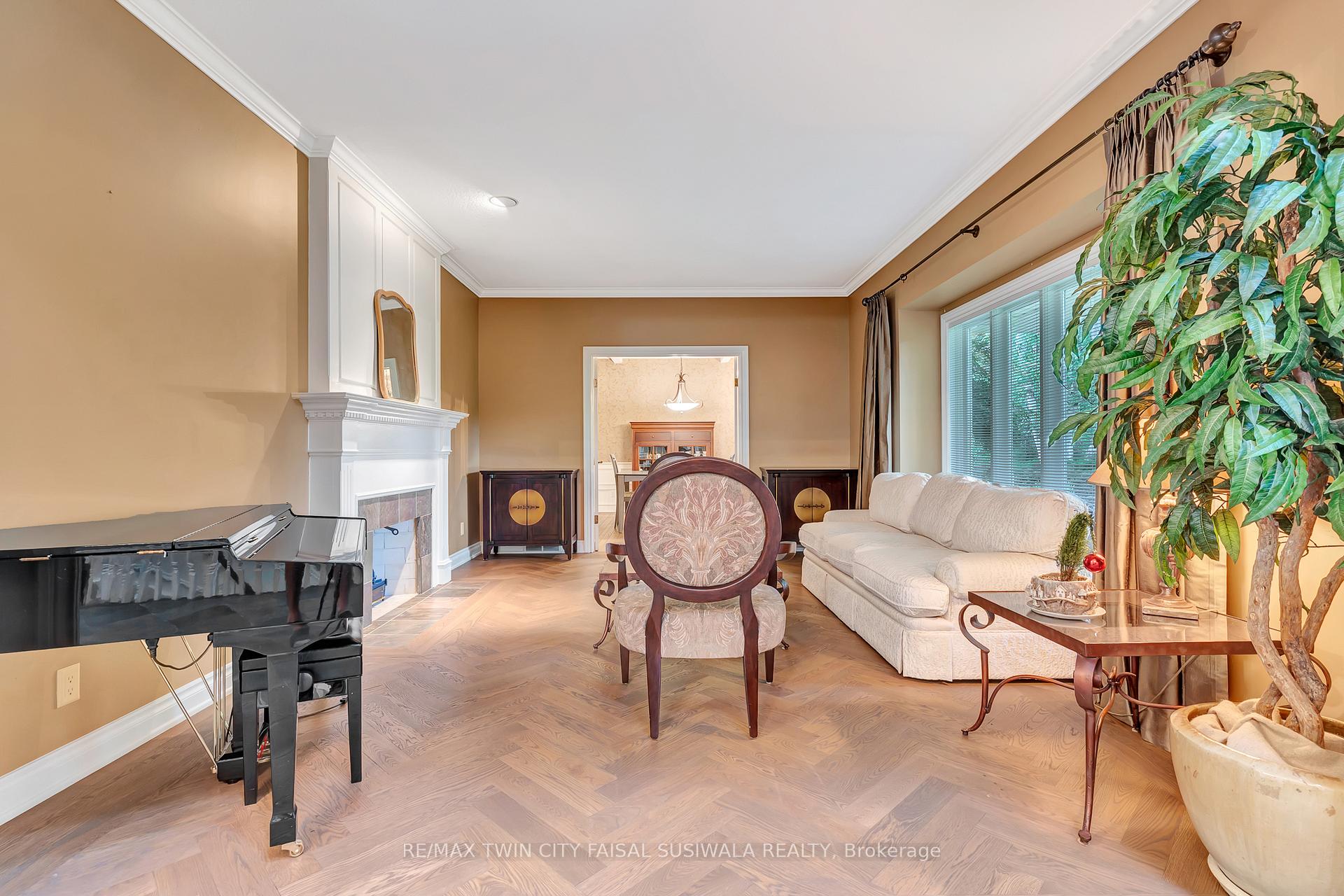 Photo 12 of 22 Deerpath Court, Cambridge, Fiddlesticks — HOMEH
