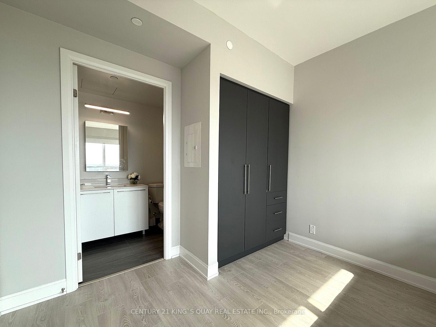 Photo 7 of Unit 2206, 8 Water Walk Drive, Markham, Unionville — HOMEH