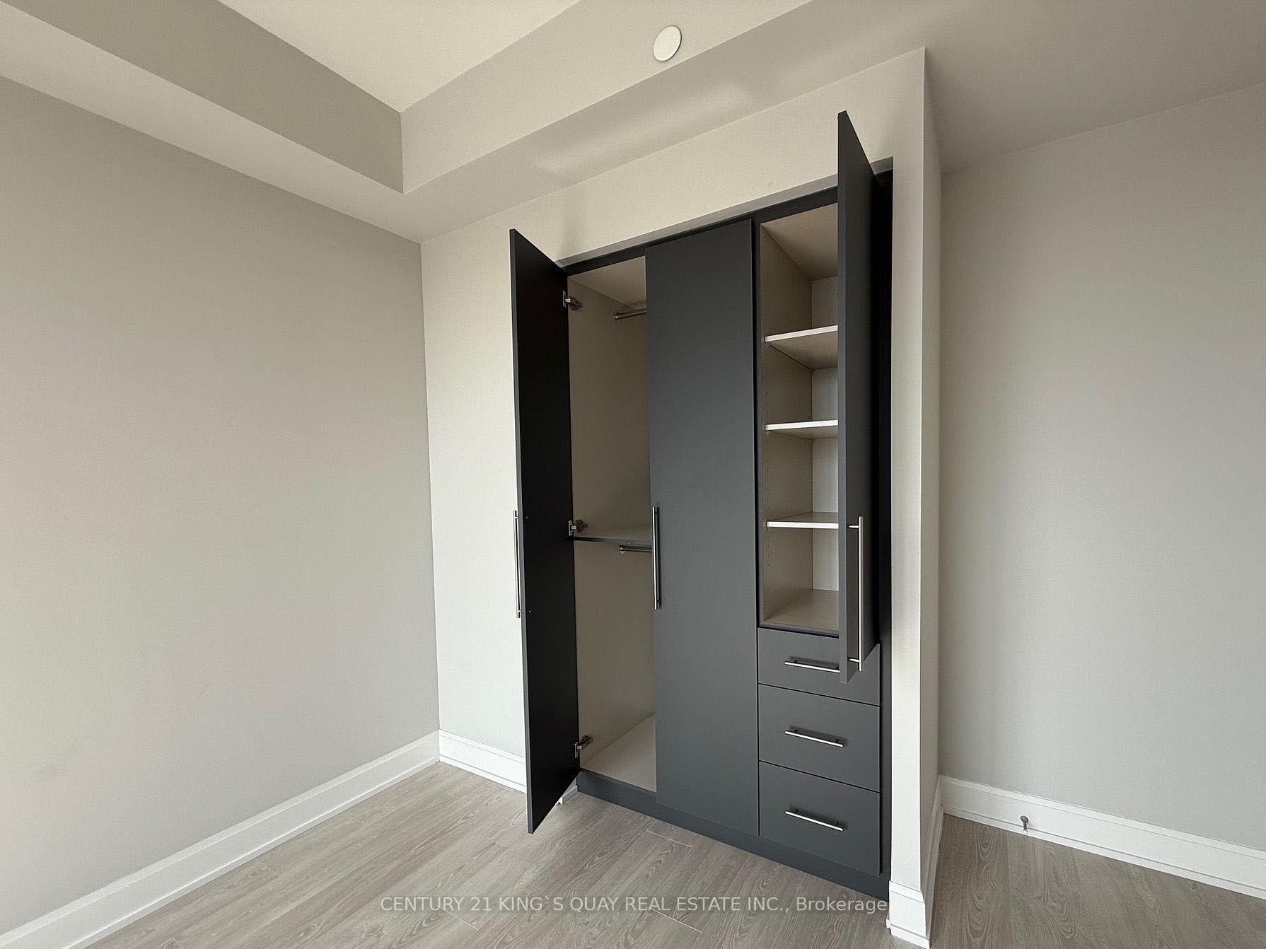 Photo 10 of Unit 2206, 8 Water Walk Drive, Markham, Unionville — HOMEH