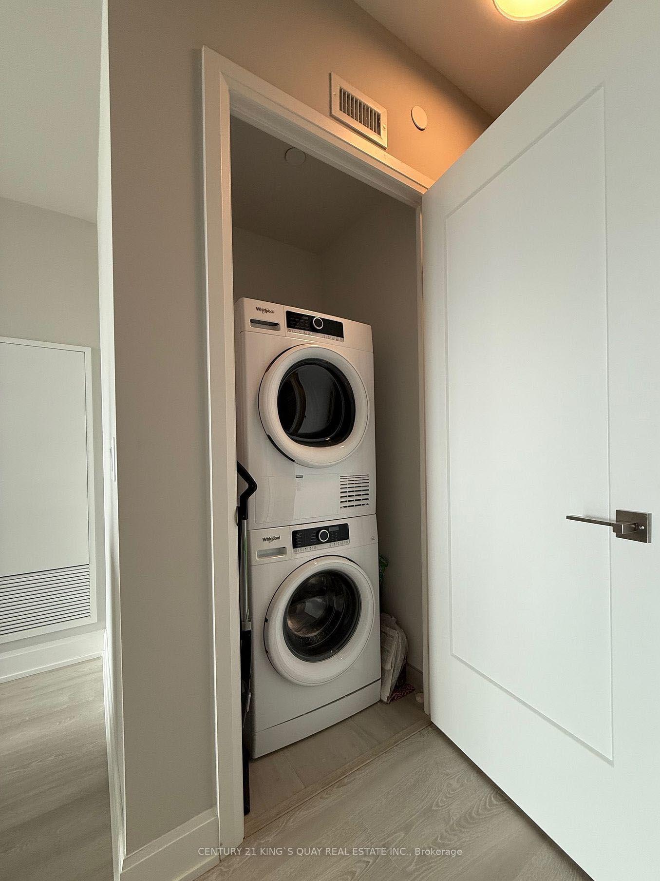 Photo 11 of Unit 2206, 8 Water Walk Drive, Markham, Unionville — HOMEH