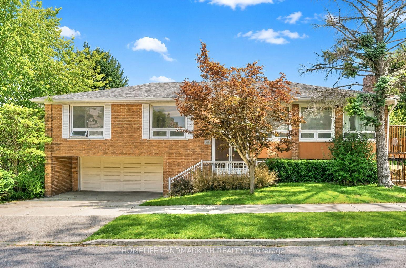 Photo 1 of 225 Maxome Avenue, North York, Newtonbrook East — HOMEH