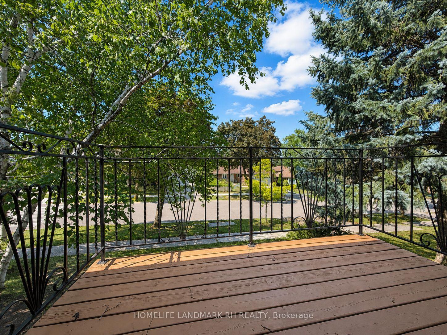 Photo 22 of 225 Maxome Avenue, North York, Newtonbrook East — HOMEH