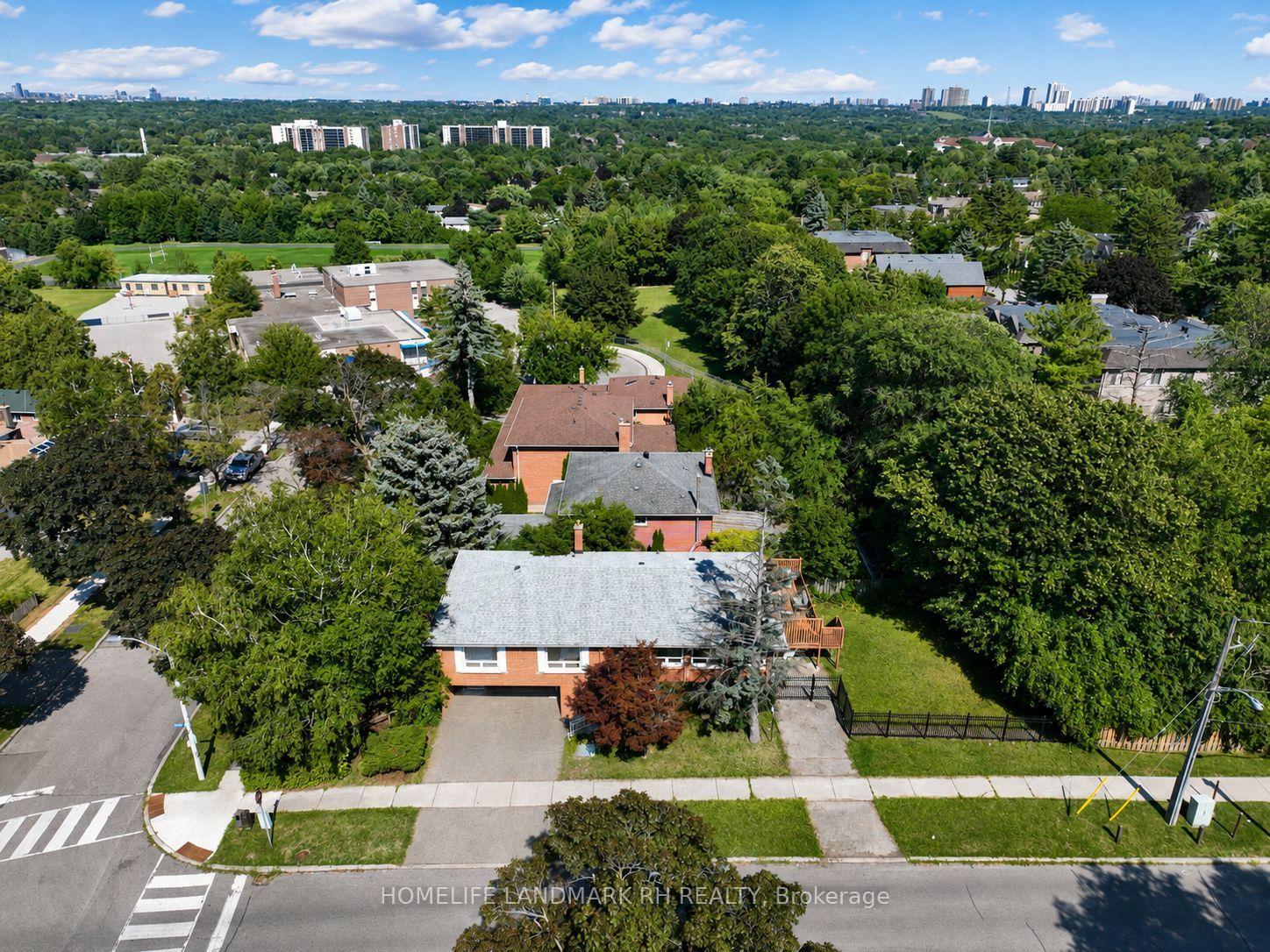 Photo 35 of 225 Maxome Avenue, North York, Newtonbrook East — HOMEH