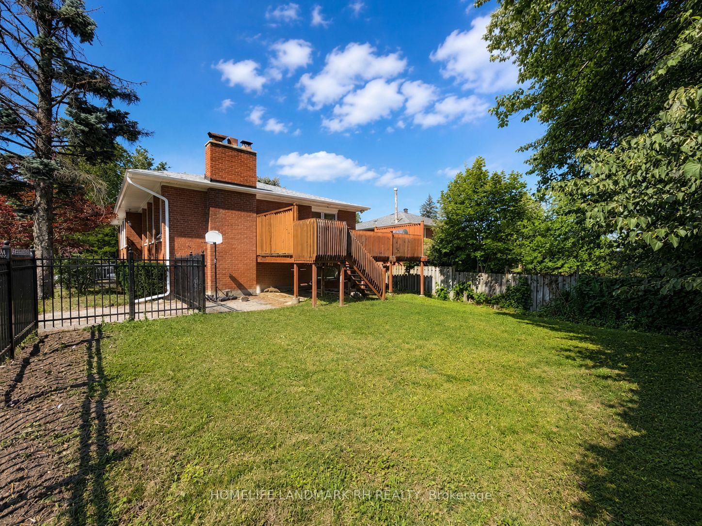 Photo 36 of 225 Maxome Avenue, North York, Newtonbrook East — HOMEH