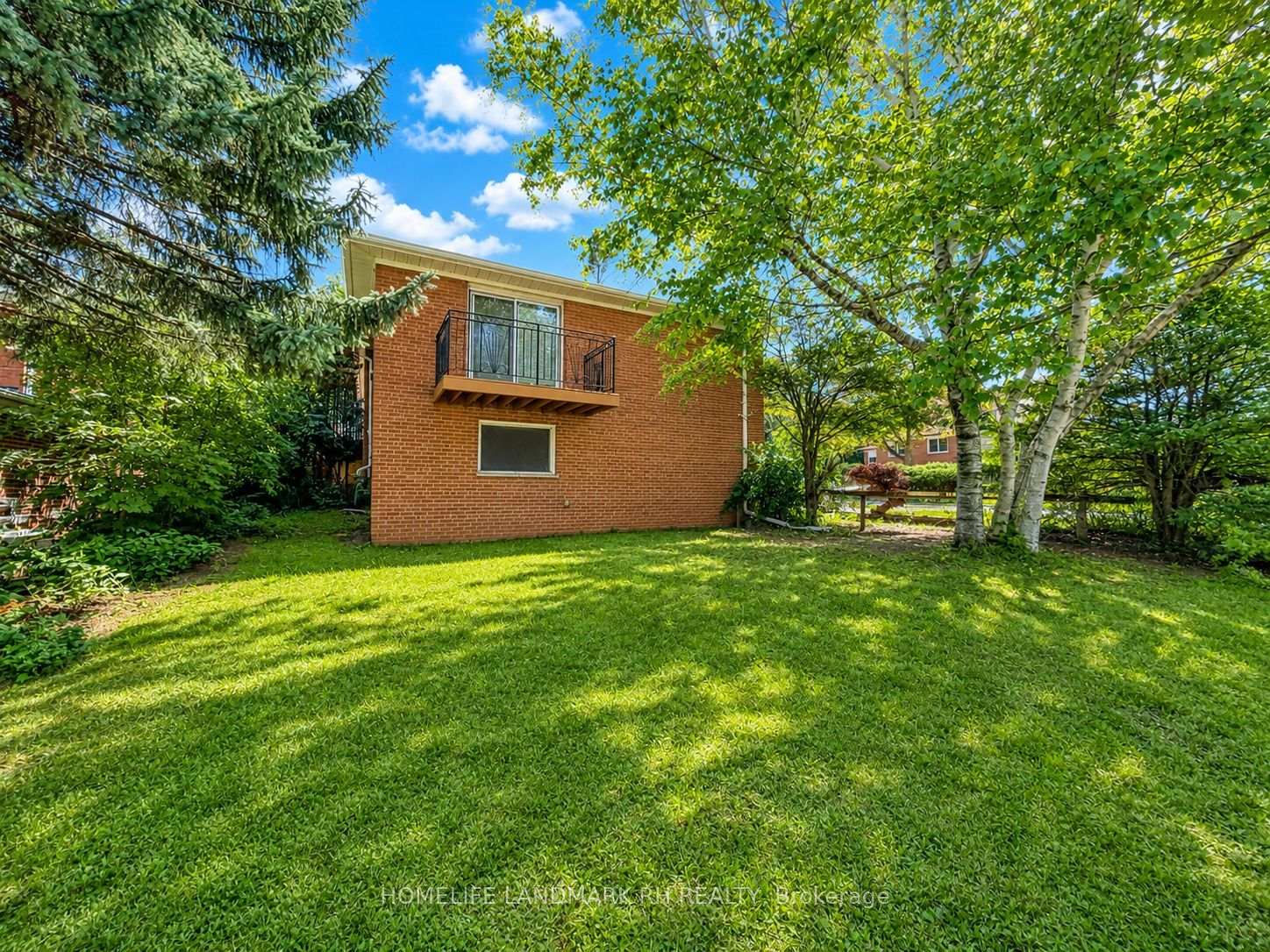 Photo 40 of 225 Maxome Avenue, North York, Newtonbrook East — HOMEH
