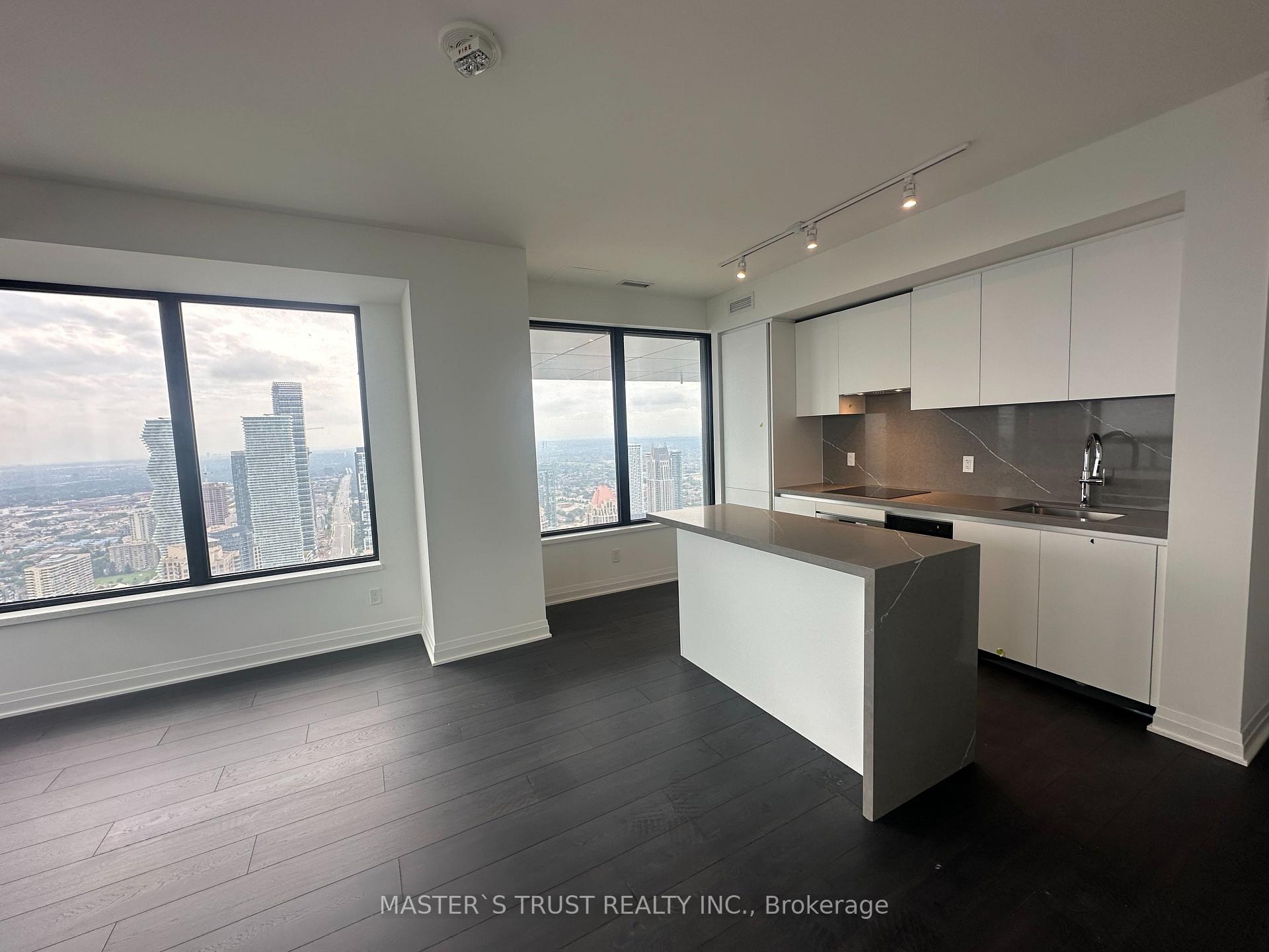 Photo 2 of Unit 5404, 4015 The Exchange, Mississauga, City Centre — HOMEH