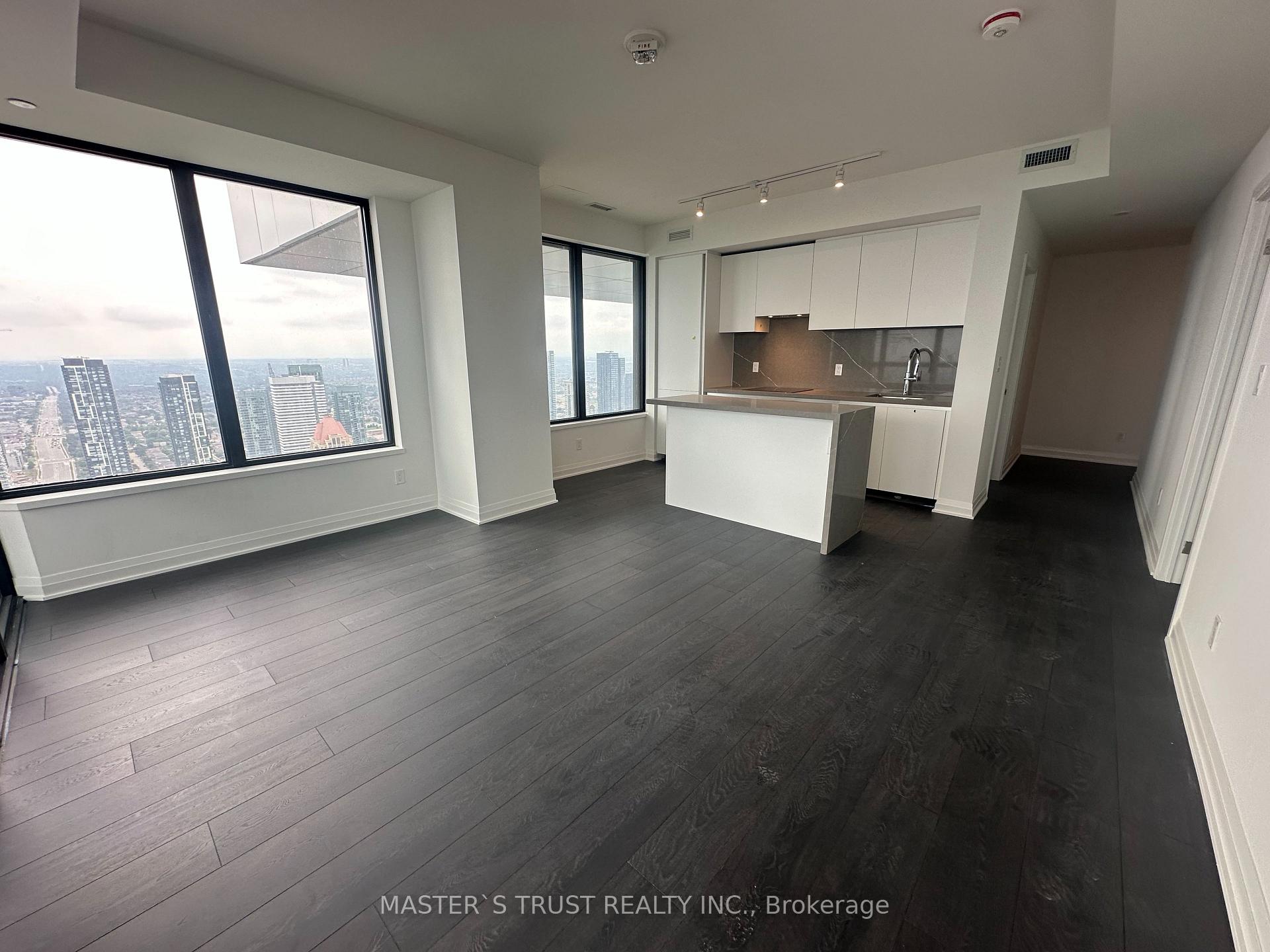 Photo 3 of Unit 5404, 4015 The Exchange, Mississauga, City Centre — HOMEH