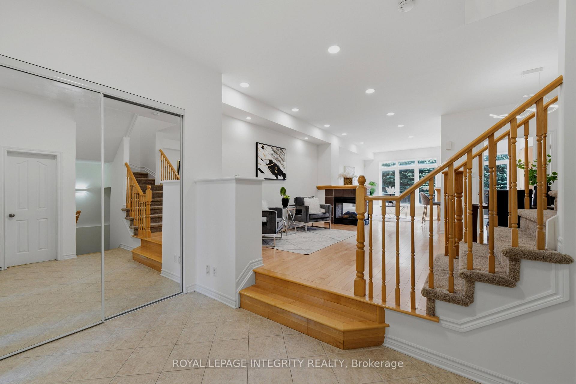 Photo 6 of 531 Remnor Avenue, Ottawa, Kanata - Kanata Lakes/Heritage Hills — HOMEH