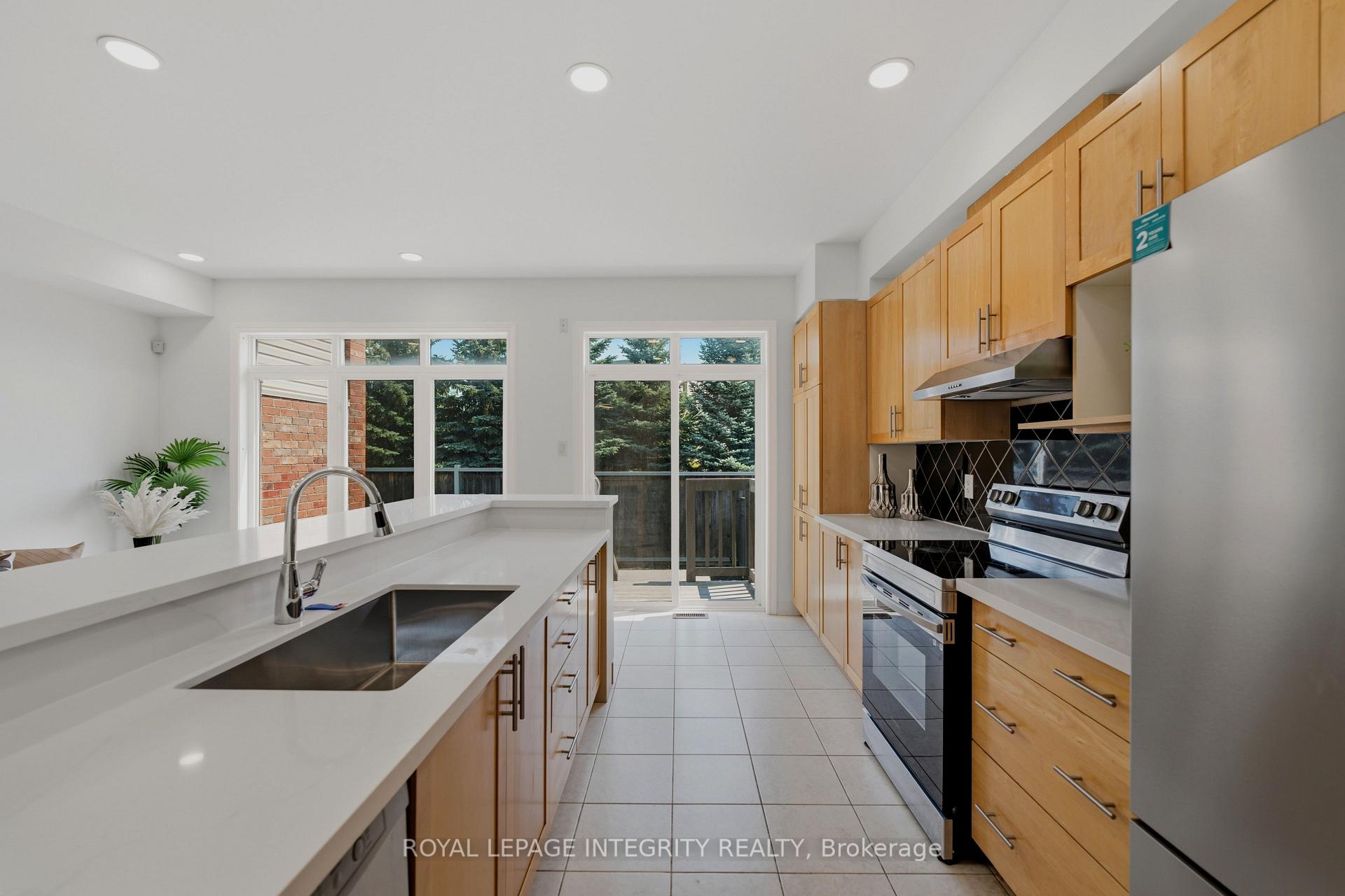Photo 17 of 531 Remnor Avenue, Ottawa, Kanata - Kanata Lakes/Heritage Hills — HOMEH