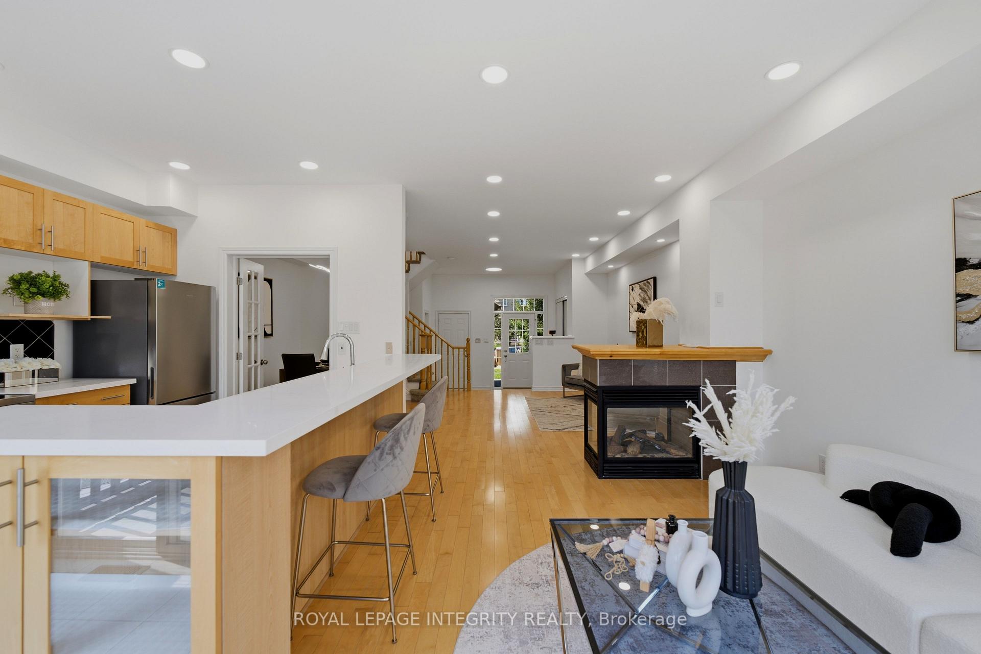 Photo 18 of 531 Remnor Avenue, Ottawa, Kanata - Kanata Lakes/Heritage Hills — HOMEH