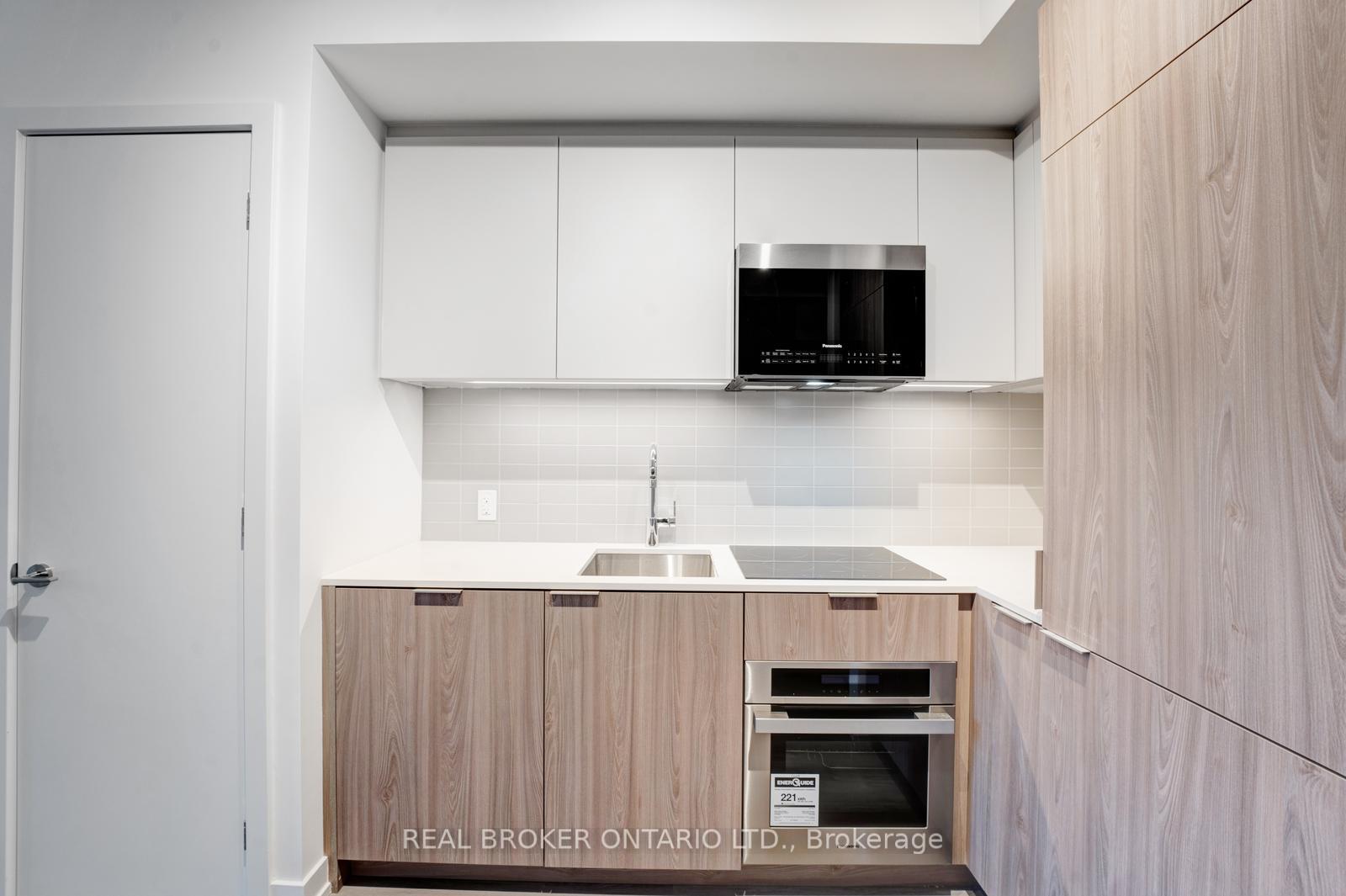 Photo 4 of Unit LPH16, 28 Eastern Avenue, Toronto, Moss Park — HOMEH