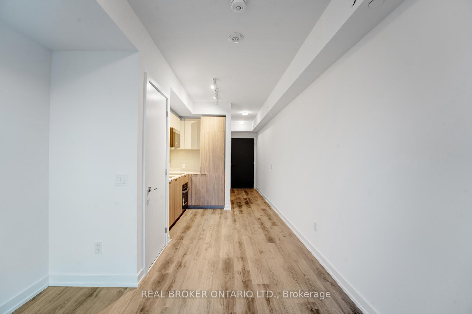 Photo 5 of Unit LPH16, 28 Eastern Avenue, Toronto, Moss Park — HOMEH
