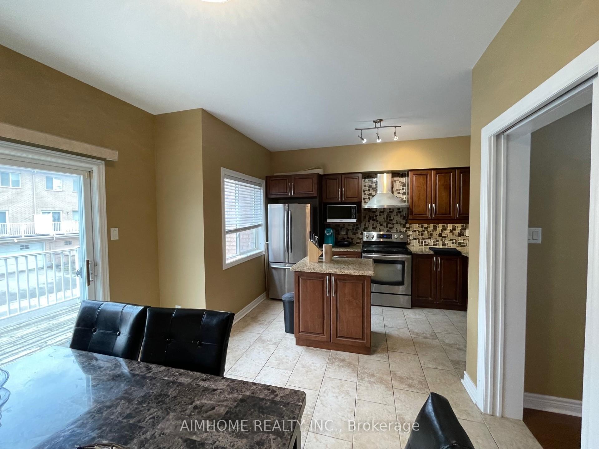 Photo 7 of 75 Leitchcroft Crescent, Markham, Commerce Valley — HOMEH