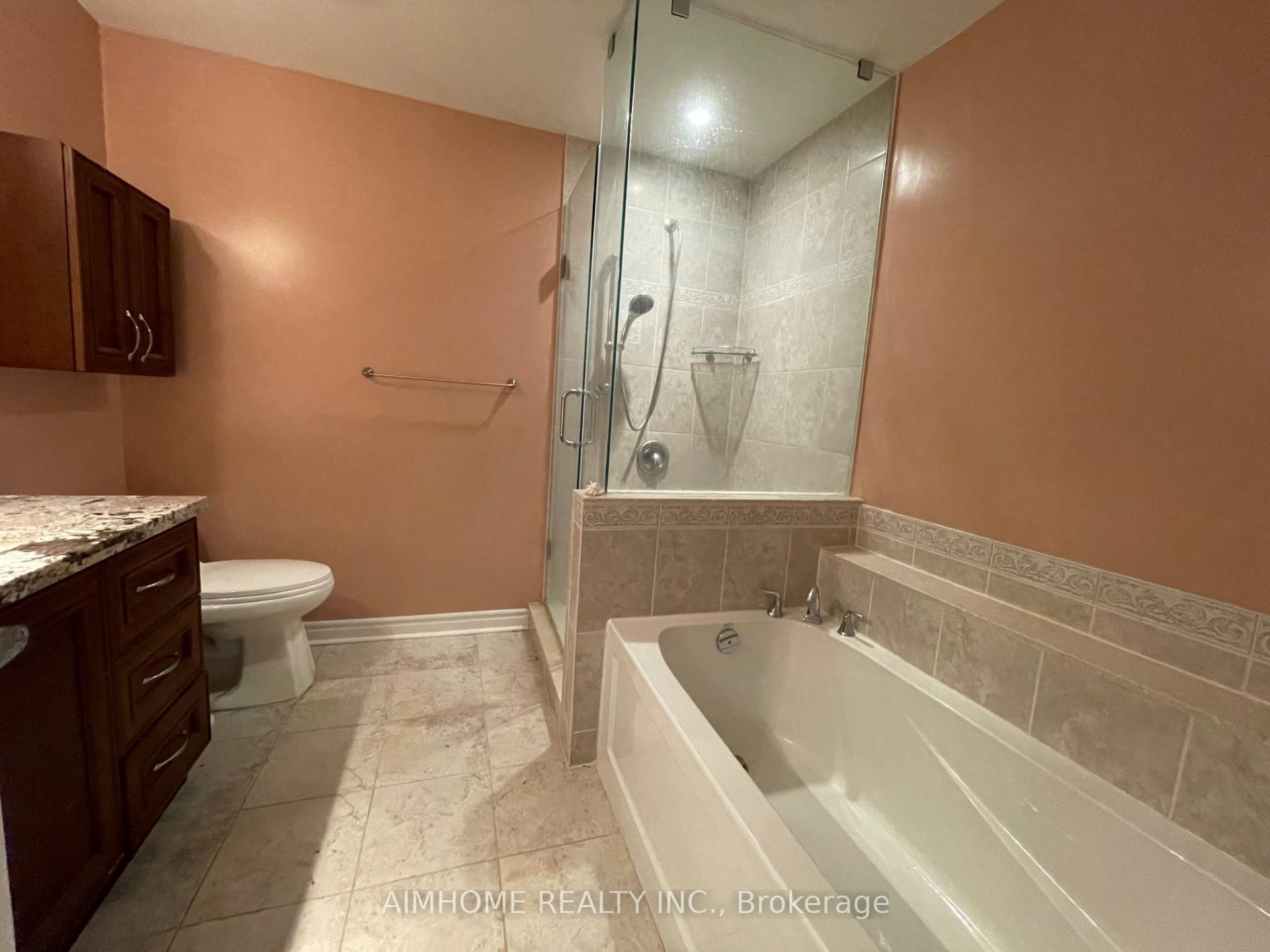 Photo 12 of 75 Leitchcroft Crescent, Markham, Commerce Valley — HOMEH