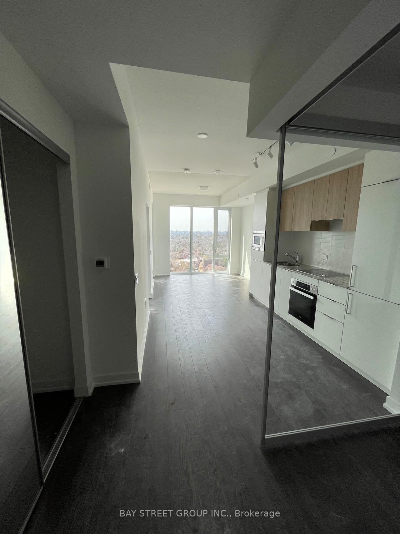 Photo 2 of 20 O'Neill Road, North York, Banbury-Don Mills — HOMEH