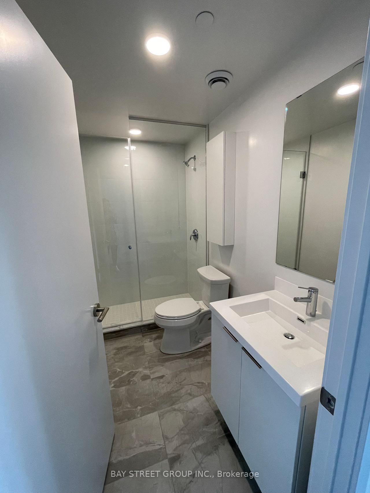 Photo 6 of 20 O'Neill Road, North York, Banbury-Don Mills — HOMEH
