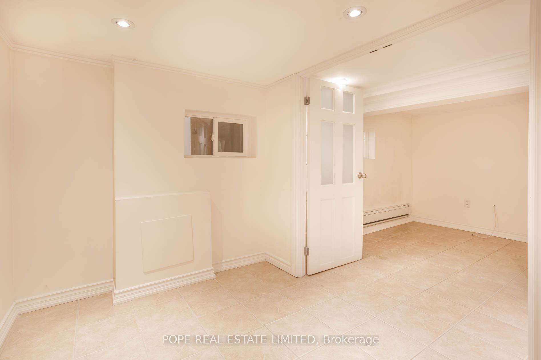 Photo 6 of Unit BSMT, 447 Roxton Road, Toronto, Palmerston-Little Italy — HOMEH