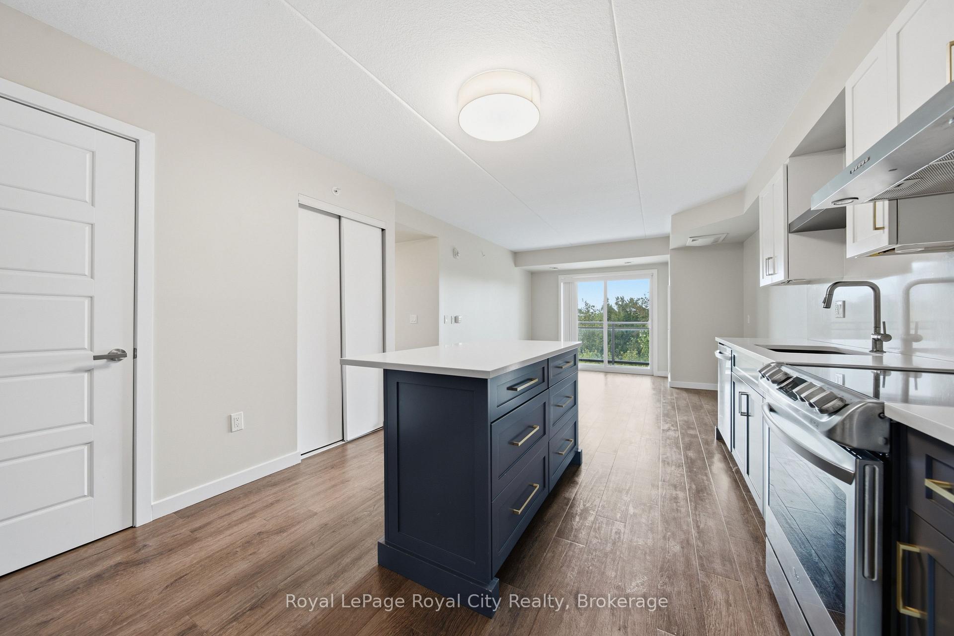 Photo 5 of Unit 302, 25 Kay Crescent, Guelph, Pineridge/Westminster Woods — HOMEH