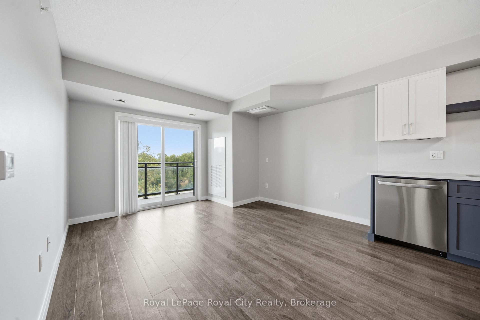 Photo 10 of Unit 302, 25 Kay Crescent, Guelph, Pineridge/Westminster Woods — HOMEH