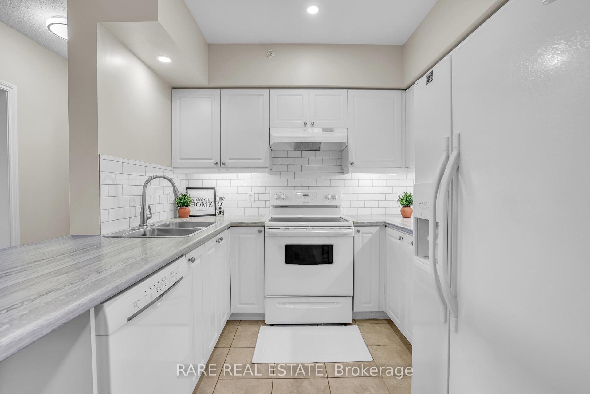 Photo 20 of Unit 309, 41 Ferndale Drive S, Barrie, Ardagh — HOMEH