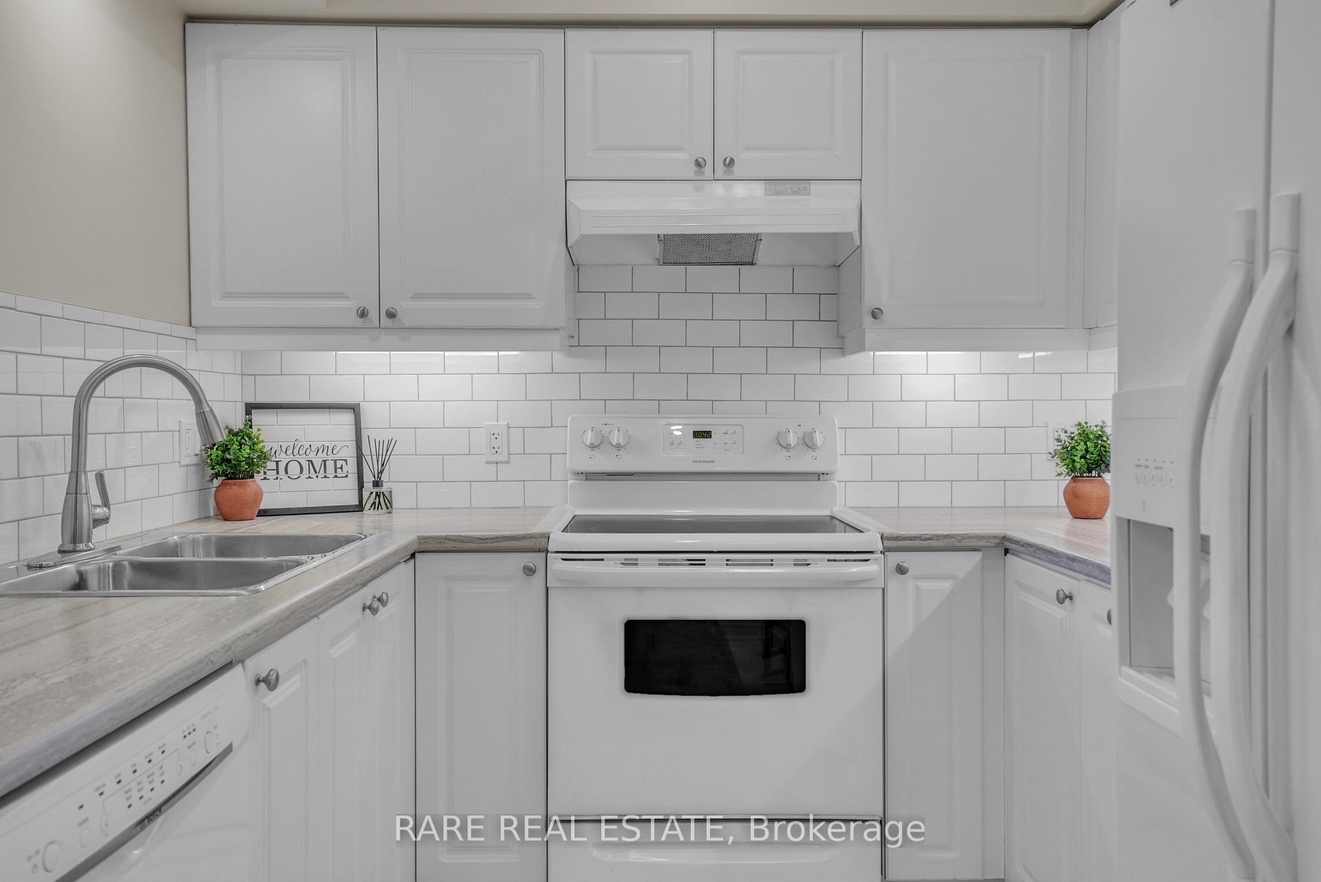 Photo 21 of Unit 309, 41 Ferndale Drive S, Barrie, Ardagh — HOMEH