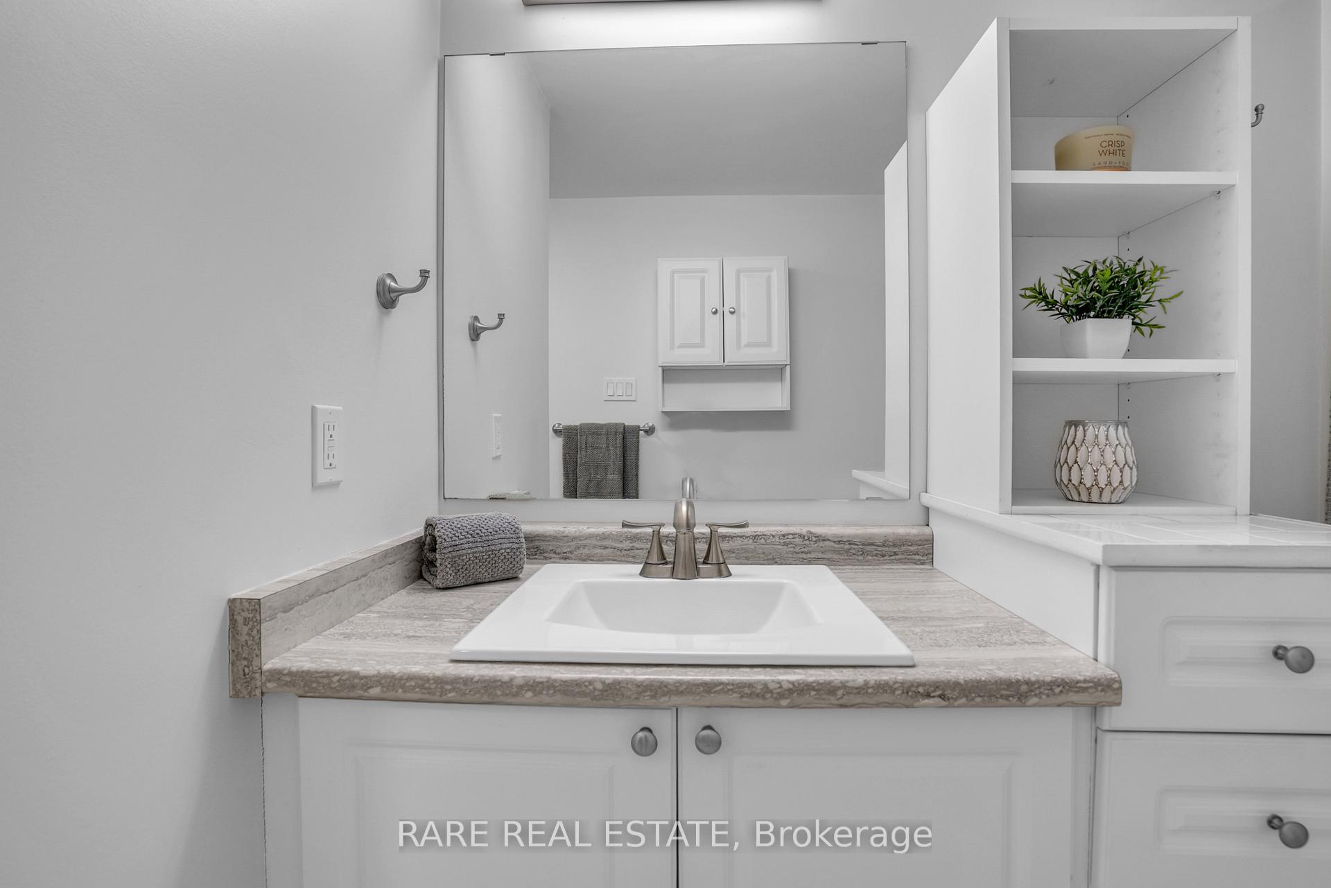Photo 30 of Unit 309, 41 Ferndale Drive S, Barrie, Ardagh — HOMEH
