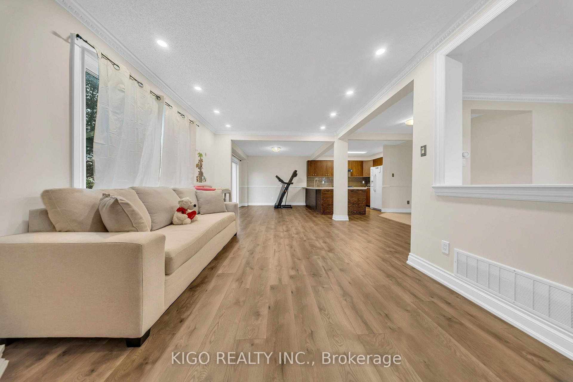 Photo 7 of 191 Livingstone Street W, Barrie, Sunnidale — HOMEH