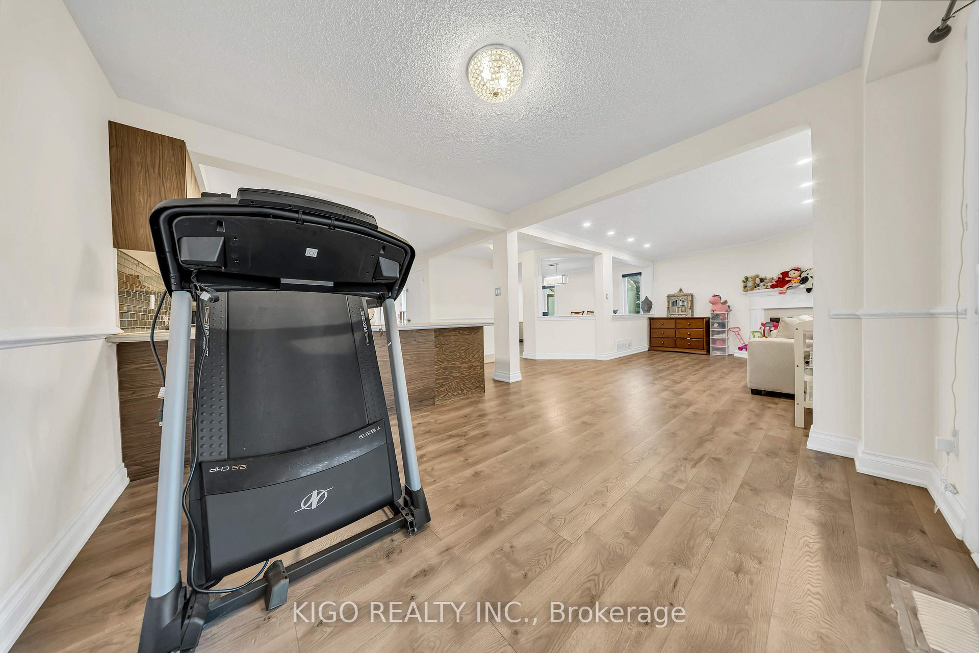 Photo 13 of 191 Livingstone Street W, Barrie, Sunnidale — HOMEH