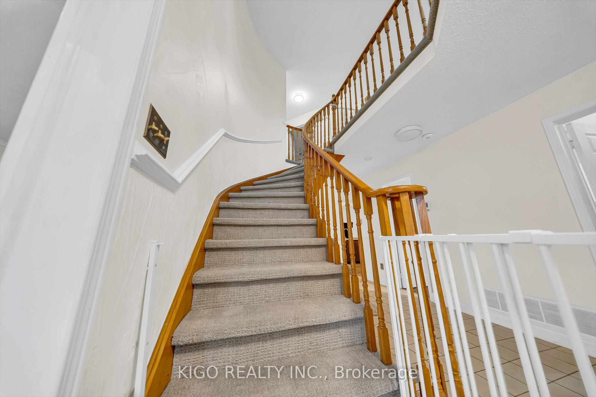 Photo 18 of 191 Livingstone Street W, Barrie, Sunnidale — HOMEH