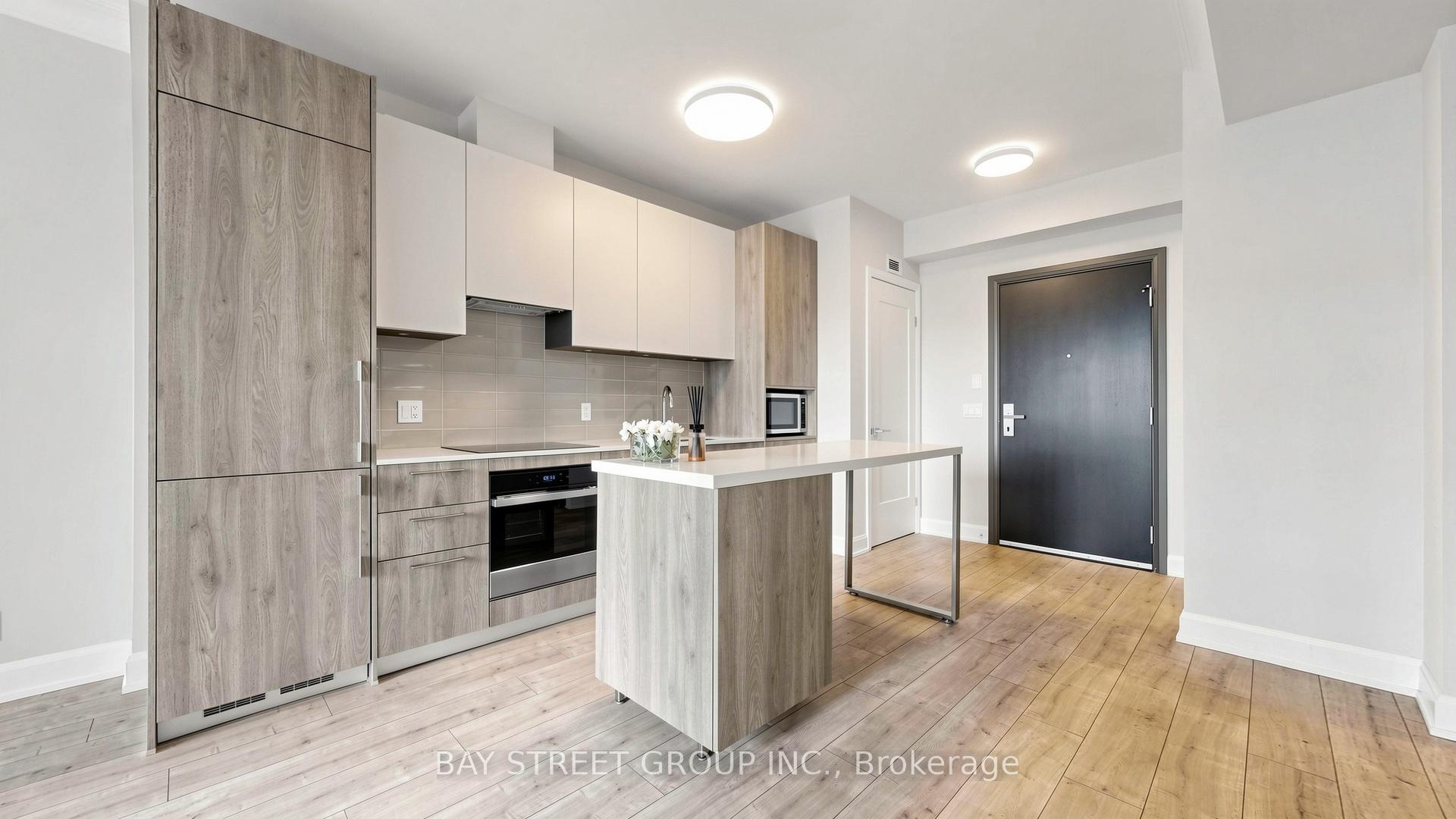 Photo 7 of Unit 528, 38 Water Walk Drive, Markham, Unionville — HOMEH