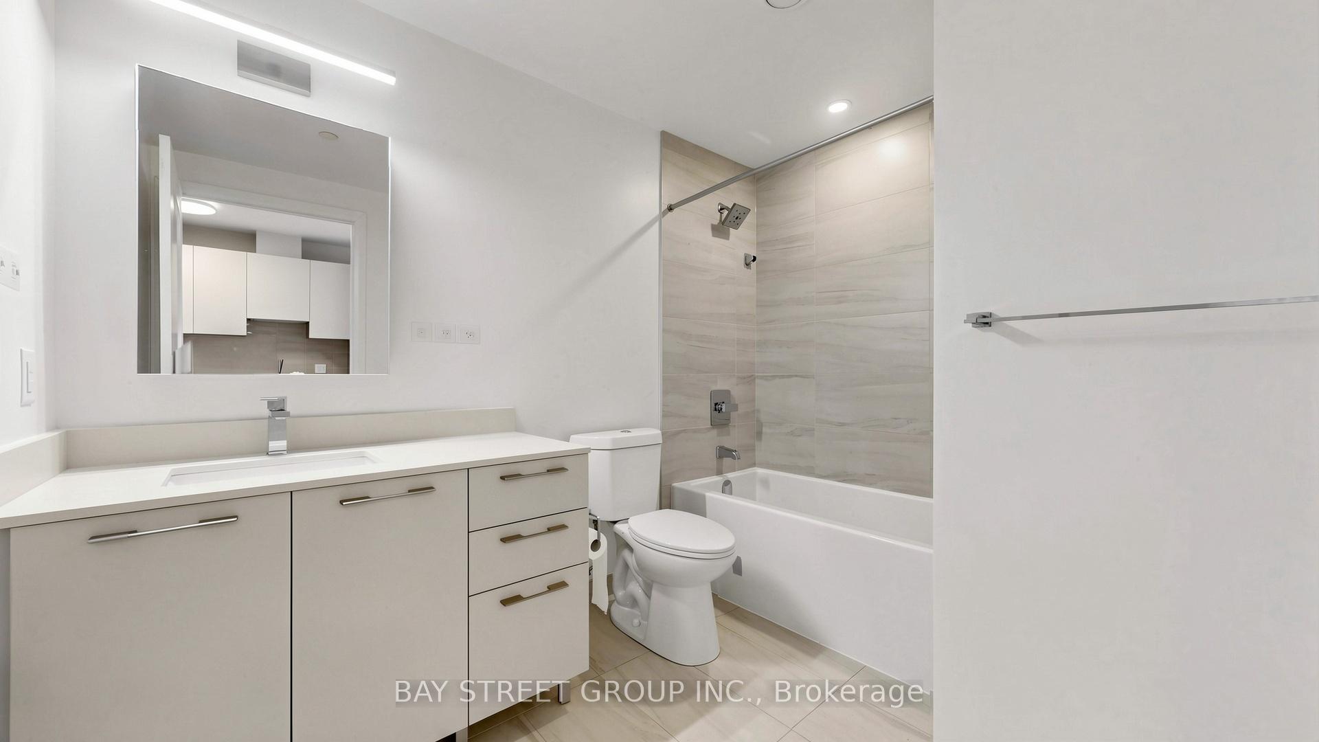 Photo 15 of Unit 528, 38 Water Walk Drive, Markham, Unionville — HOMEH