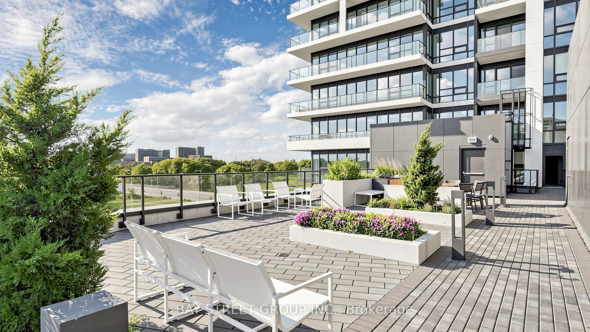 Photo 23 of Unit 528, 38 Water Walk Drive, Markham, Unionville — HOMEH