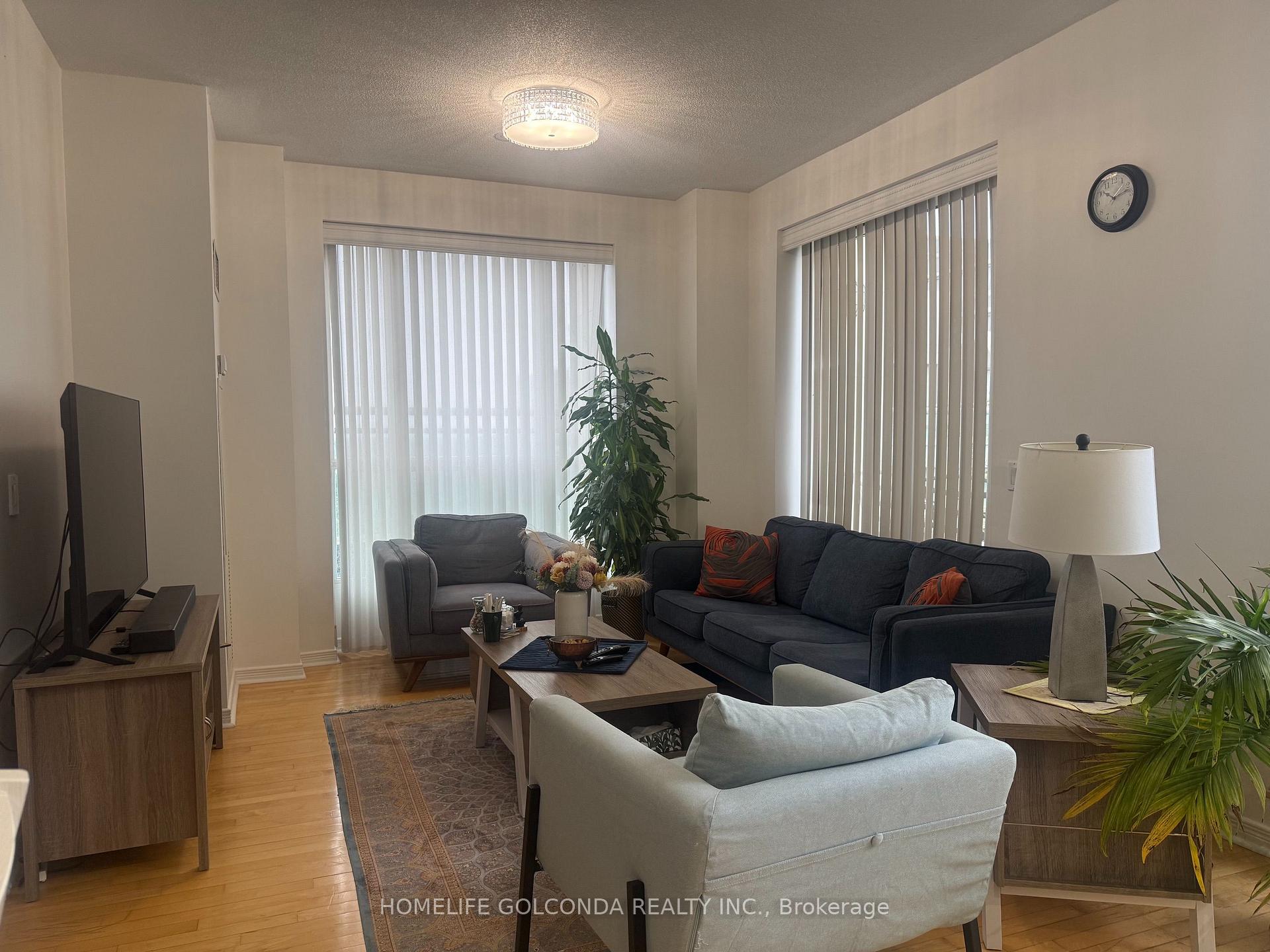 Photo 1 of Unit Ph07, 330 Red Maple Road, Richmond Hill, Langstaff — HOMEH