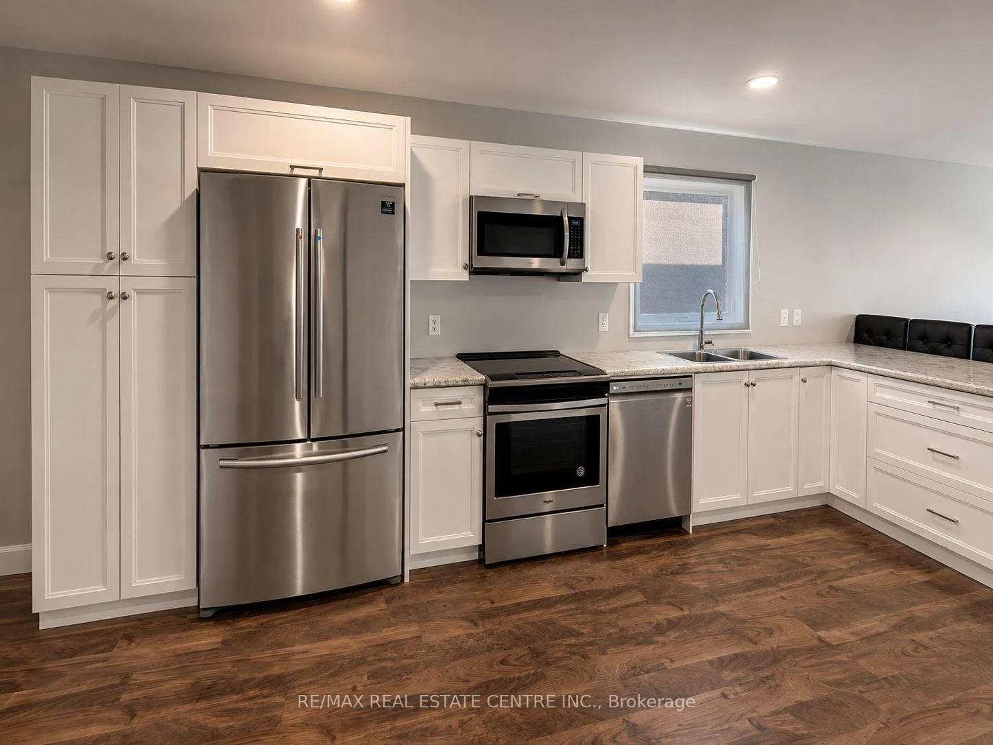 Photo 7 of 77 Moonstone Crescent, Chatham-Kent, Chatham — HOMEH