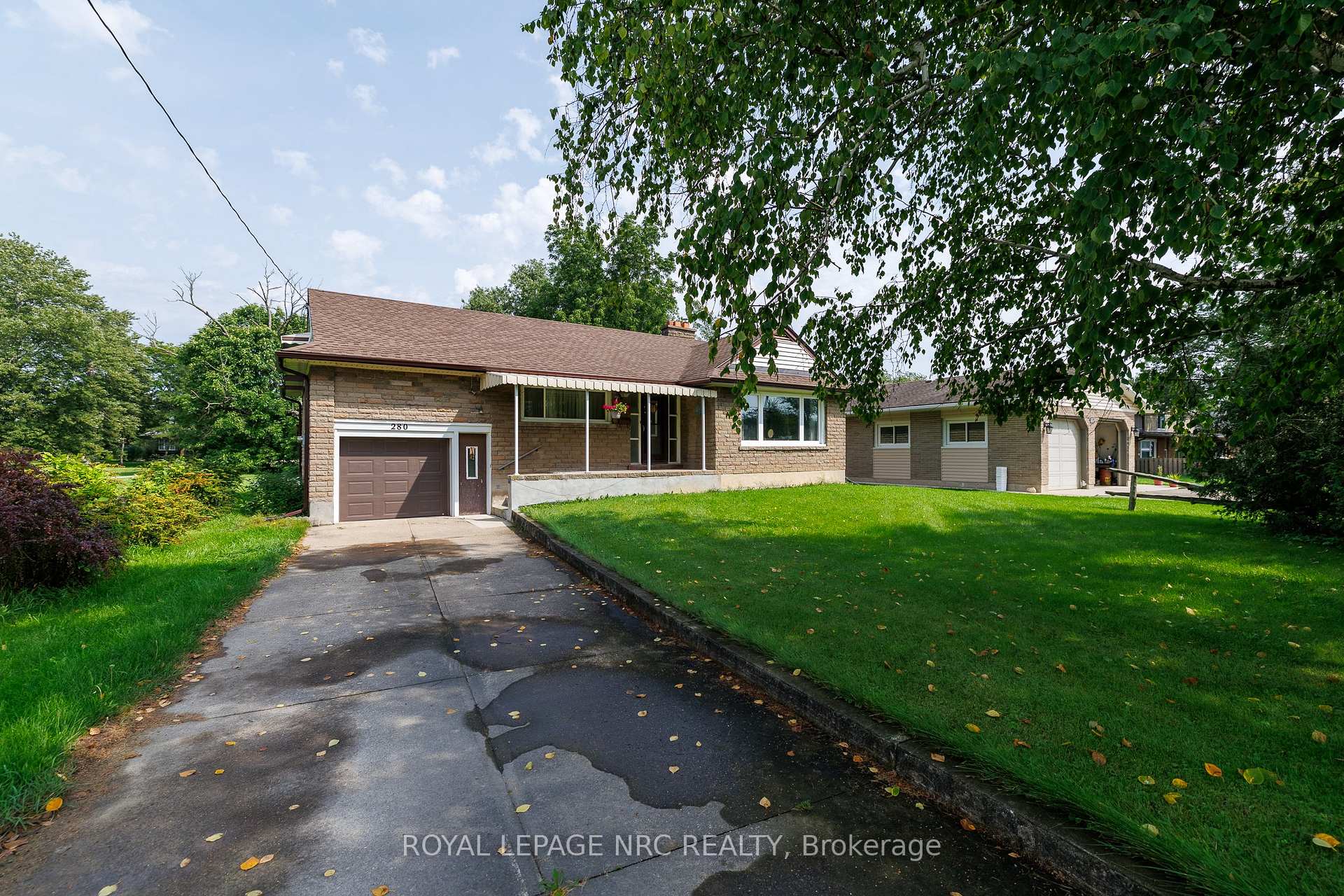 Photo 3 of 280 Kingsway Street, Welland, Dain City — HOMEH