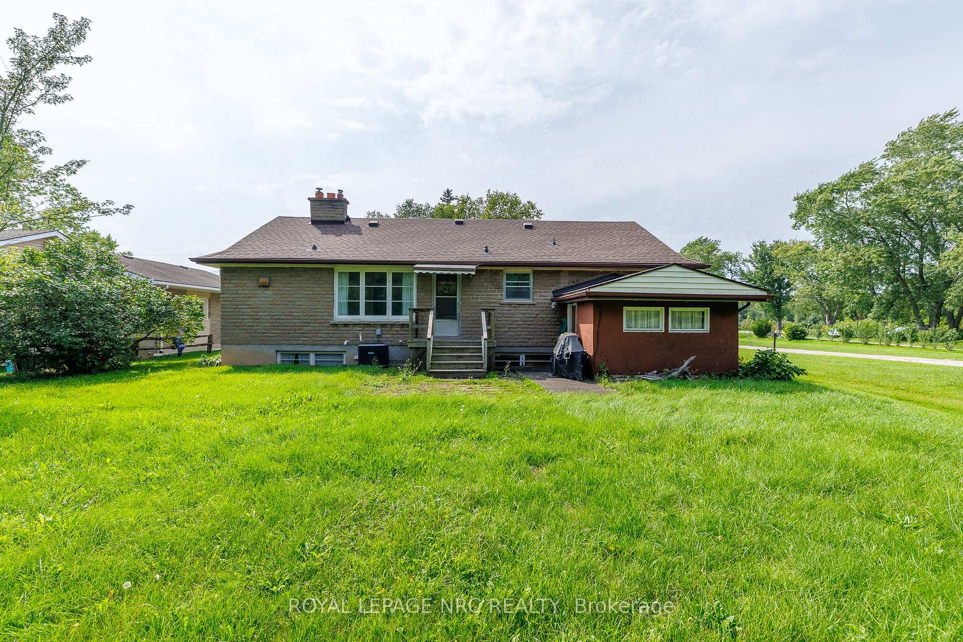 Photo 9 of 280 Kingsway Street, Welland, Dain City — HOMEH