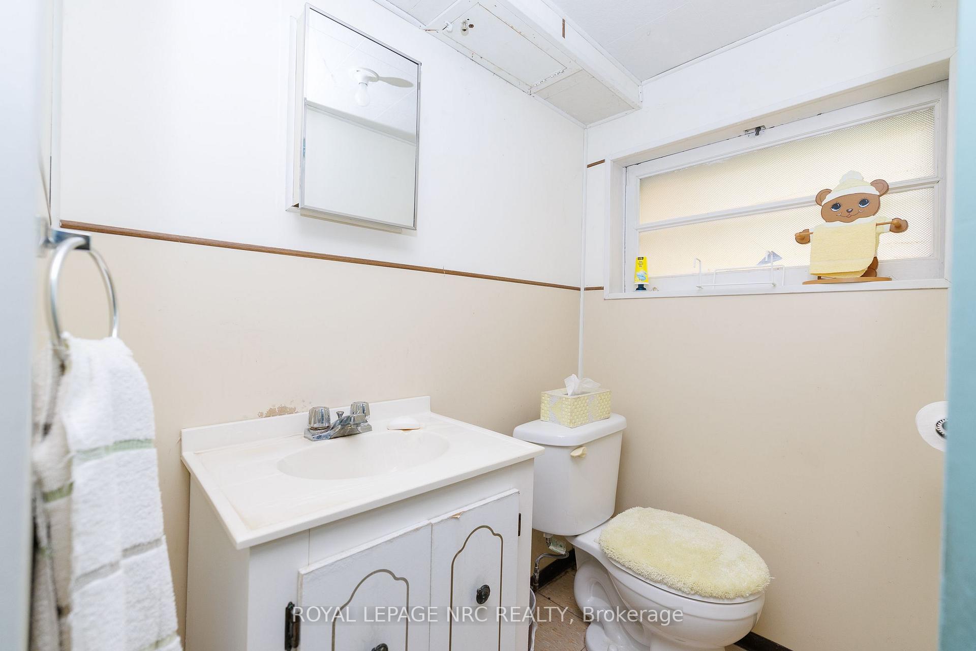 Photo 26 of 280 Kingsway Street, Welland, Dain City — HOMEH