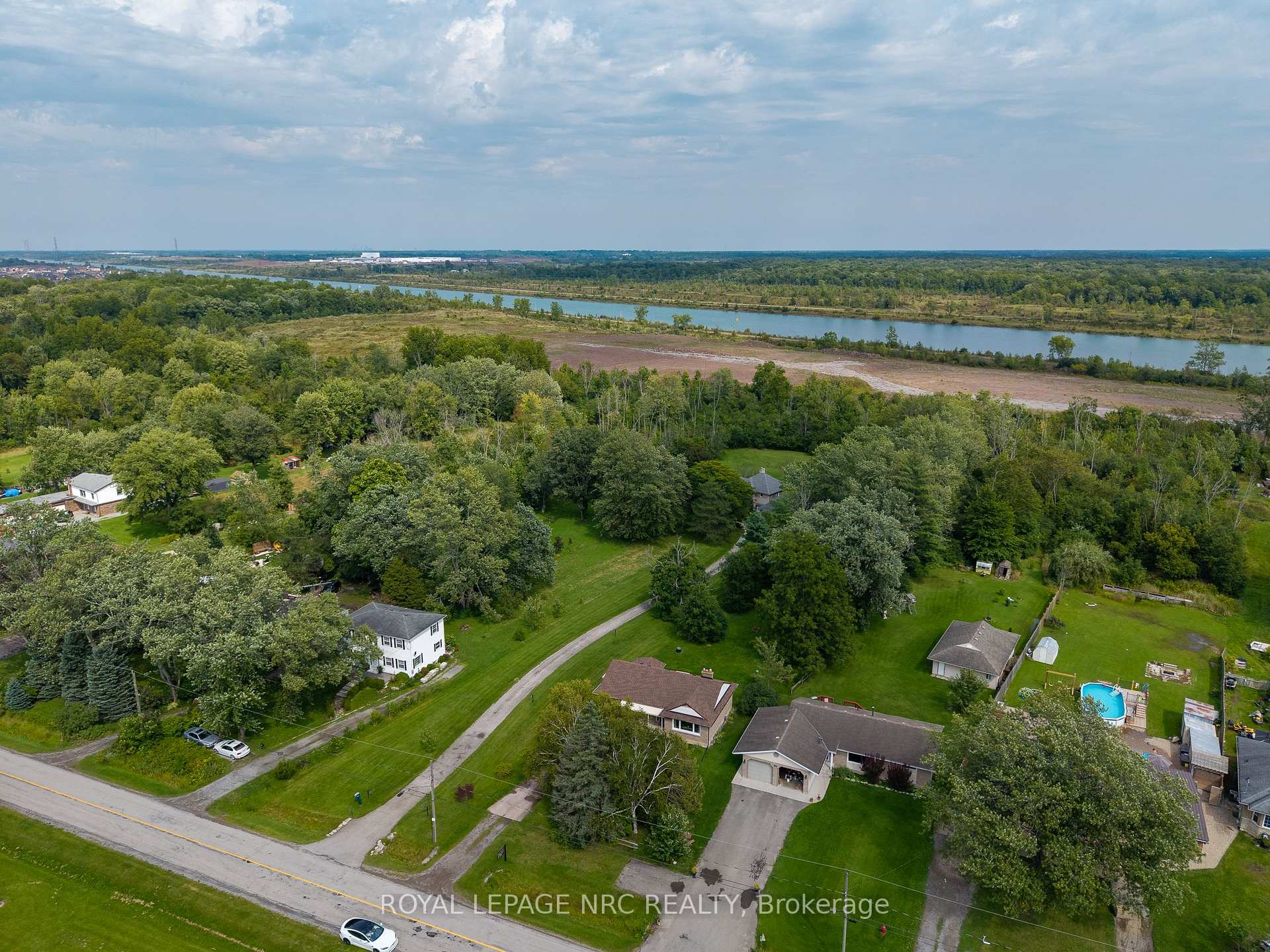 Photo 39 of 280 Kingsway Street, Welland, Dain City — HOMEH