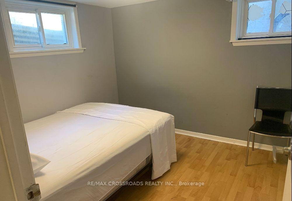 Photo 6 of Unit 3, 128 Major Mackenzie Drive E, Richmond Hill, Crosby — HOMEH