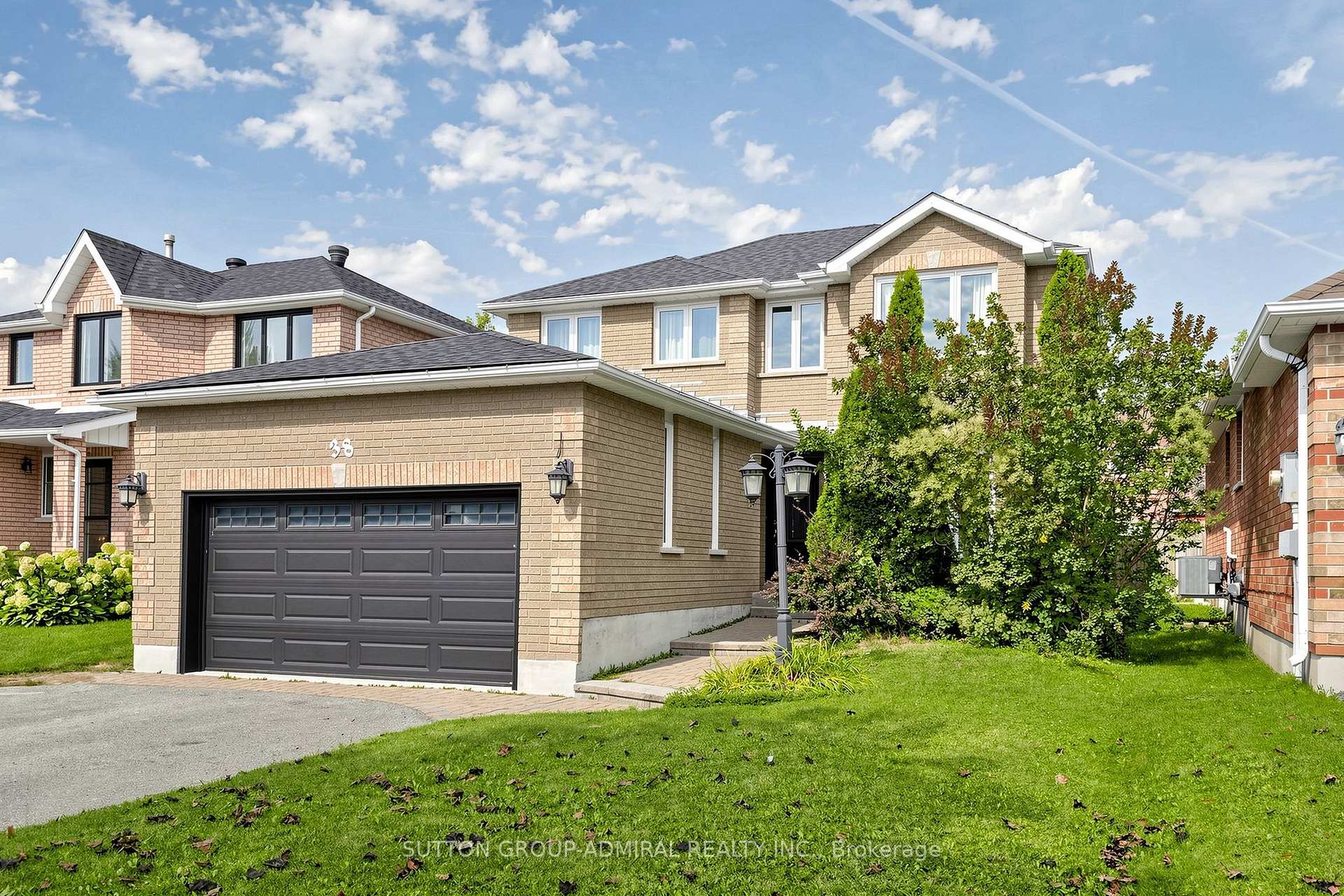 Photo 5 of 38 Felt Crescent, Barrie, Bayshore — HOMEH
