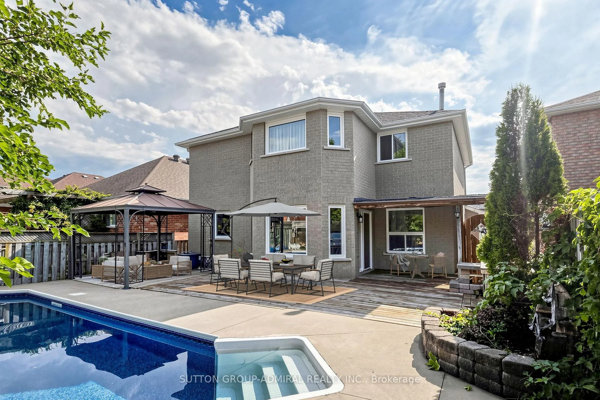 Photo 1 of 38 Felt Crescent, Barrie, Bayshore — HOMEH
