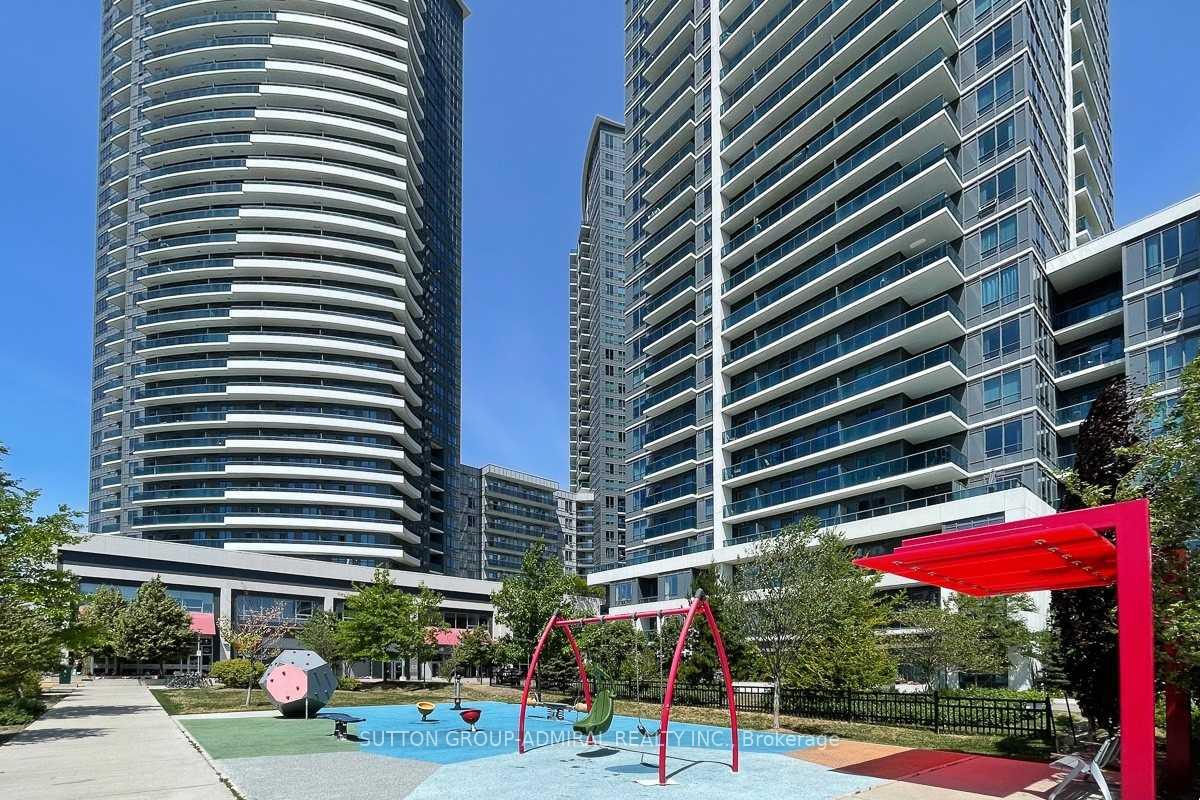 Photo 1 of Unit 311, 7167 Yonge Street, Markham, Grandview — HOMEH