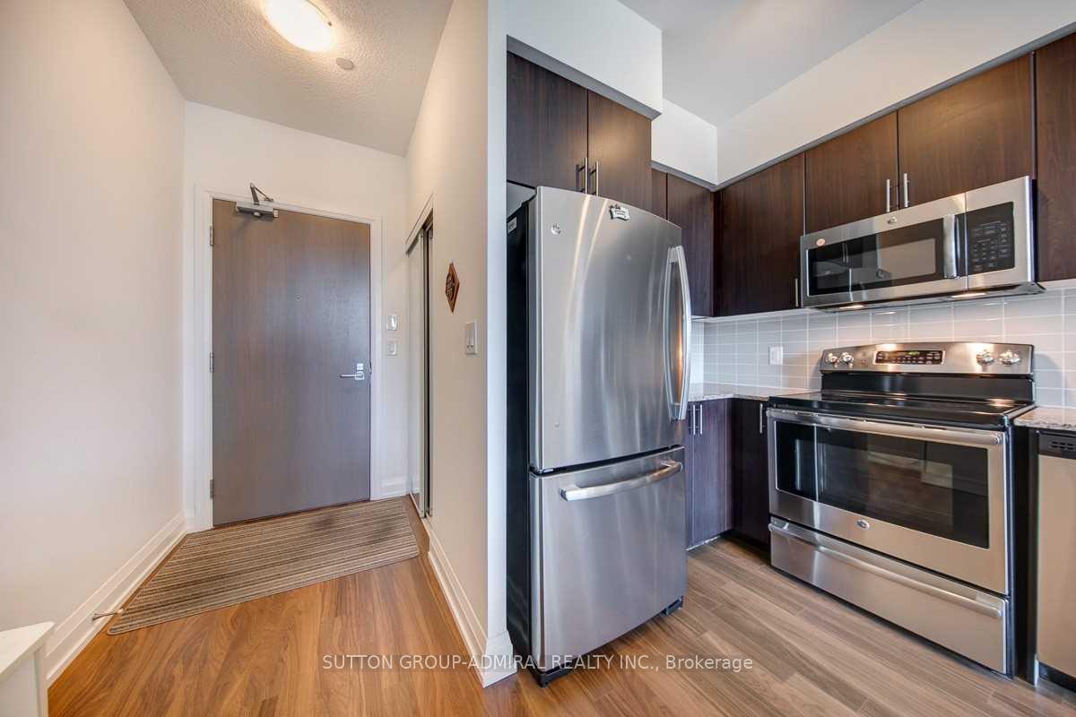Photo 5 of Unit 311, 7167 Yonge Street, Markham, Grandview — HOMEH
